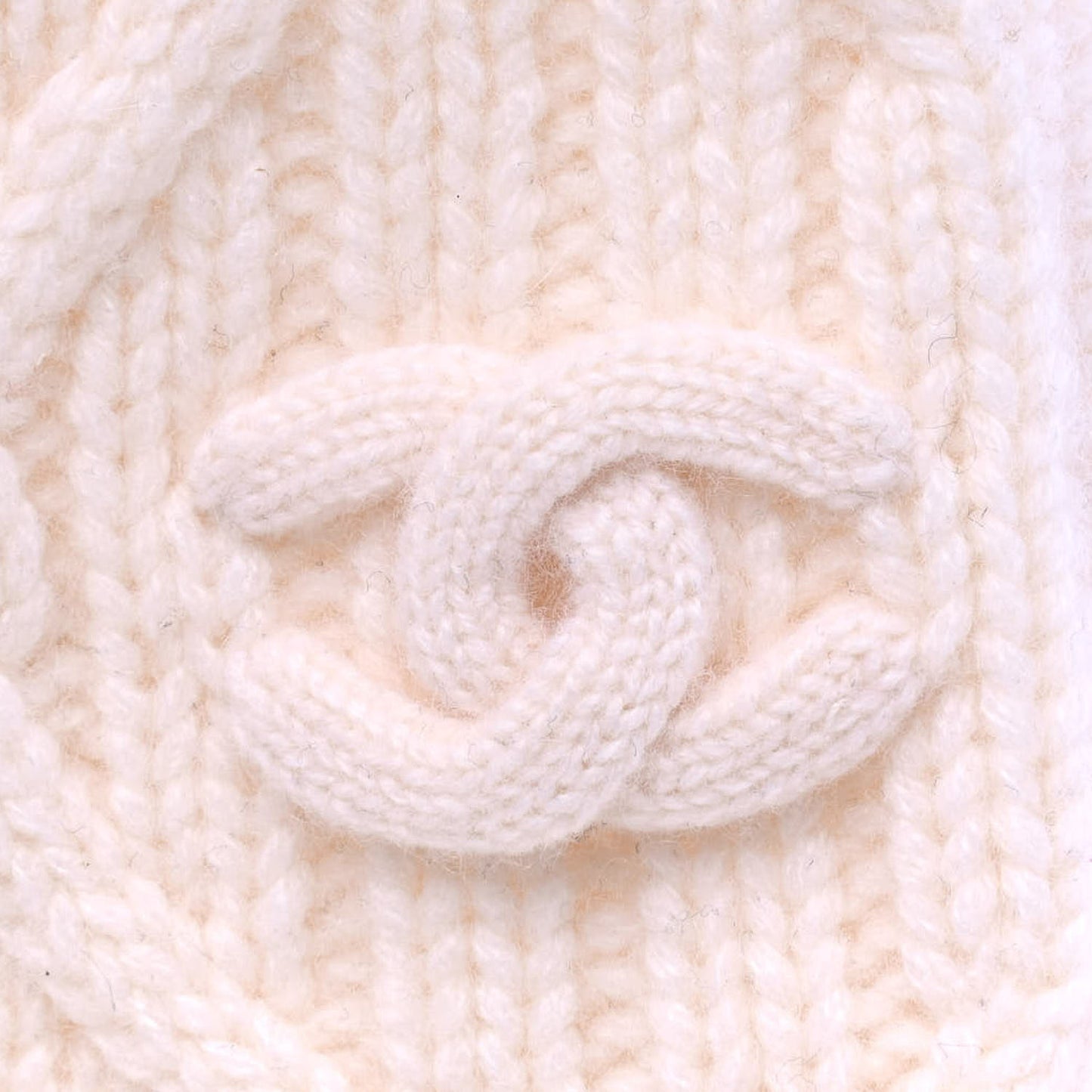 CHANE Cashmere CC Beanie Hat White