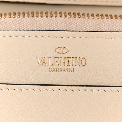 Valentino Garavani Vitello Rockstud Carry Secrets Continental Wallet On Chain Light Ivory 8 of 14