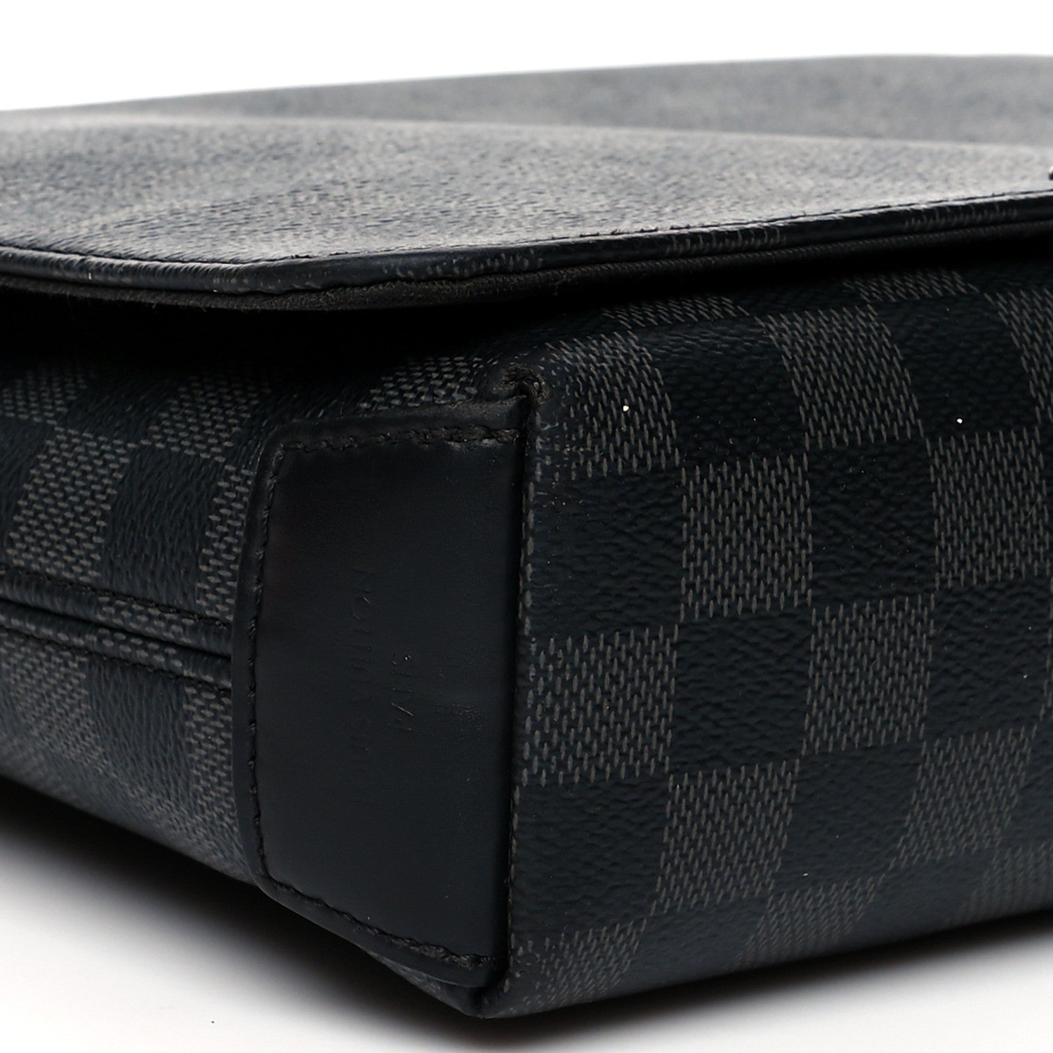 Louis Vuitton Damier Graphite District PM 12 of 15