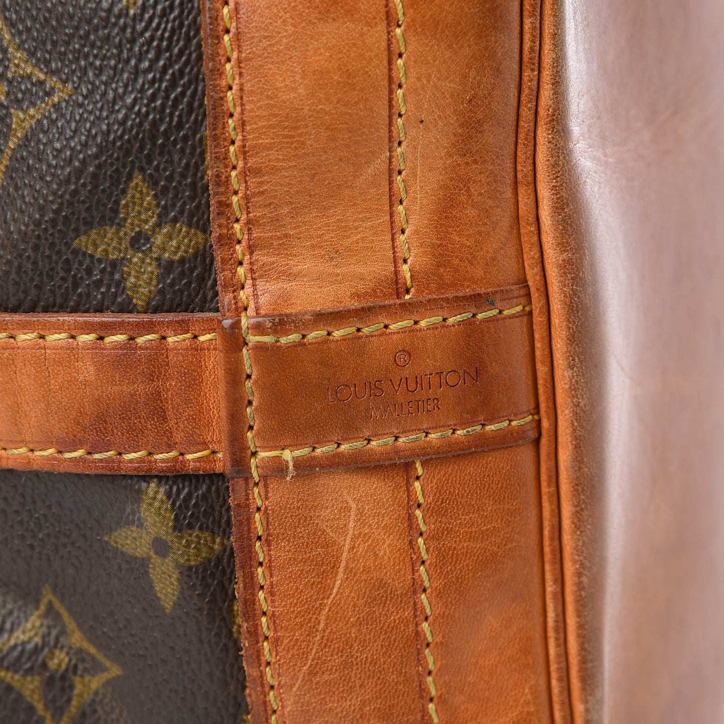 Monogram Noe