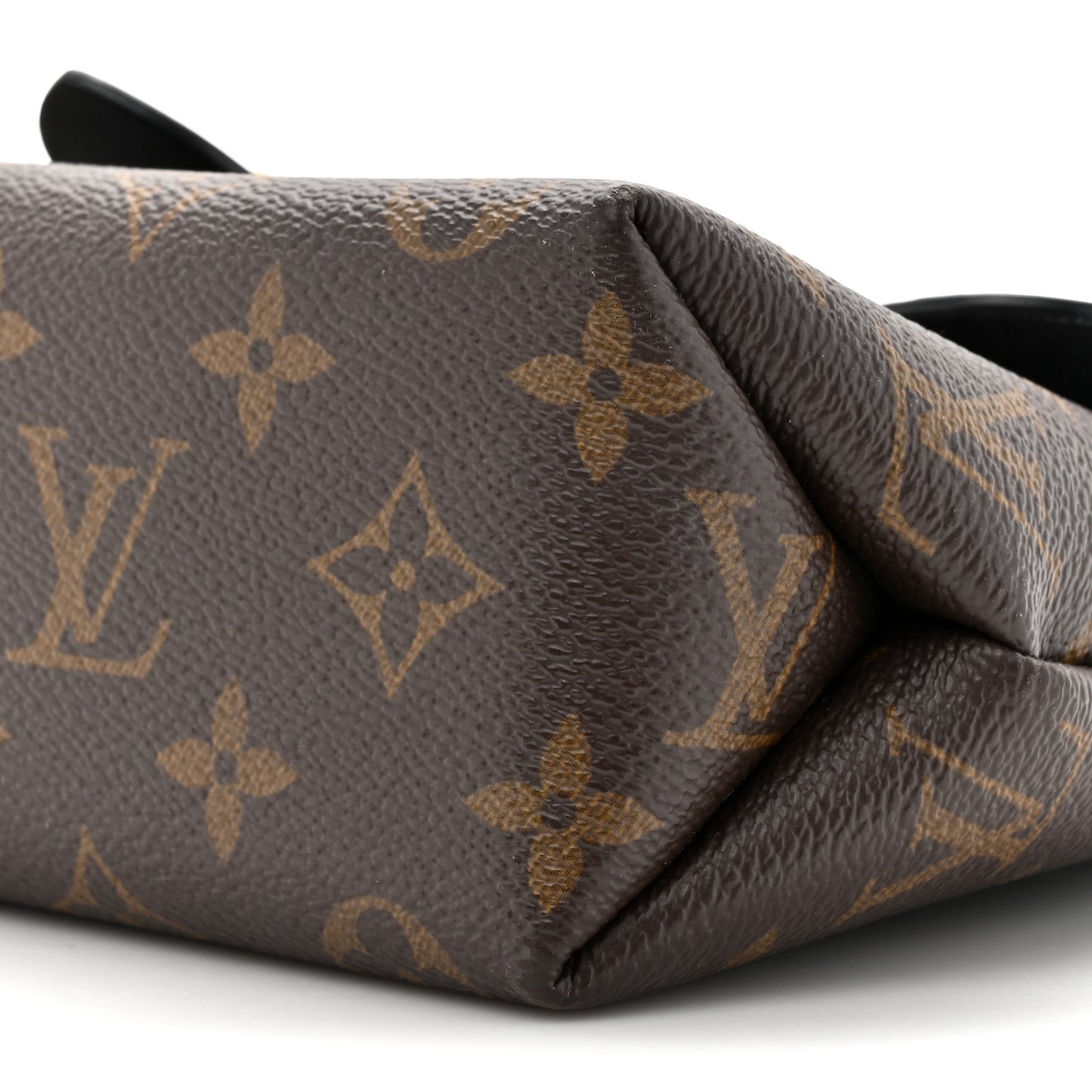 Monogram Locky BB Black