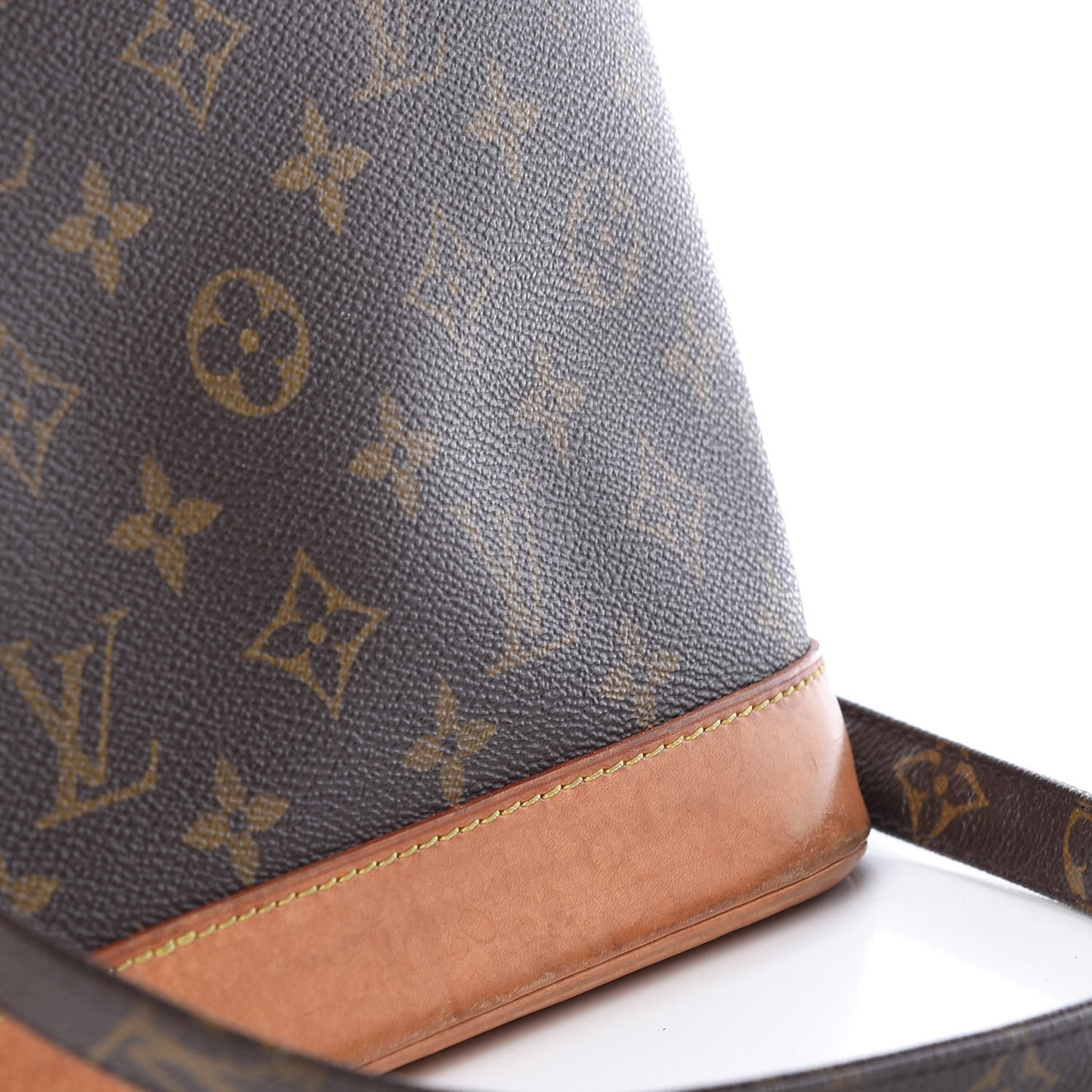 Monogram Alma PM