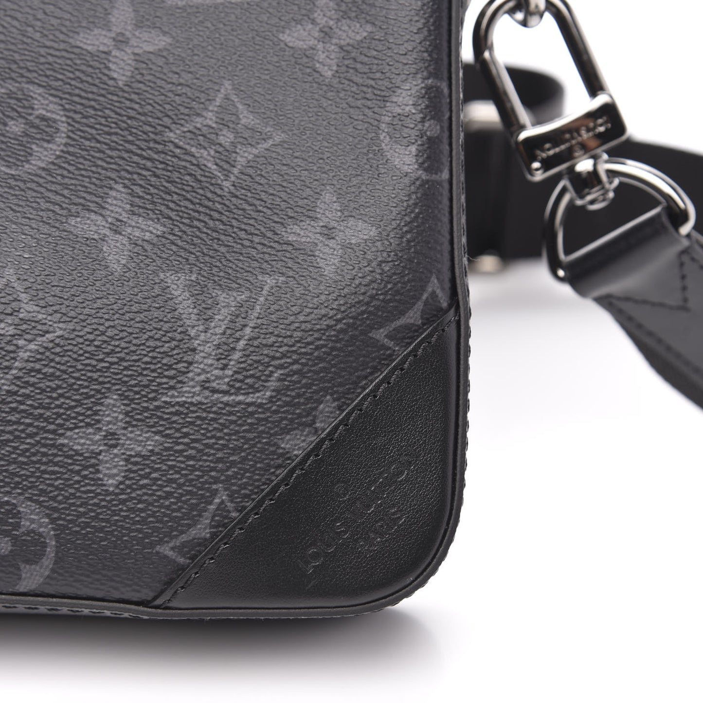 Reverse Monogram Eclipse Trio Messenger Large Pochette