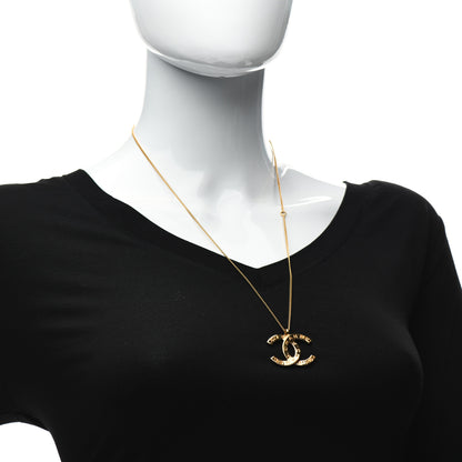Chanel Metal CC Paris Button Necklace Gold 2 of 4