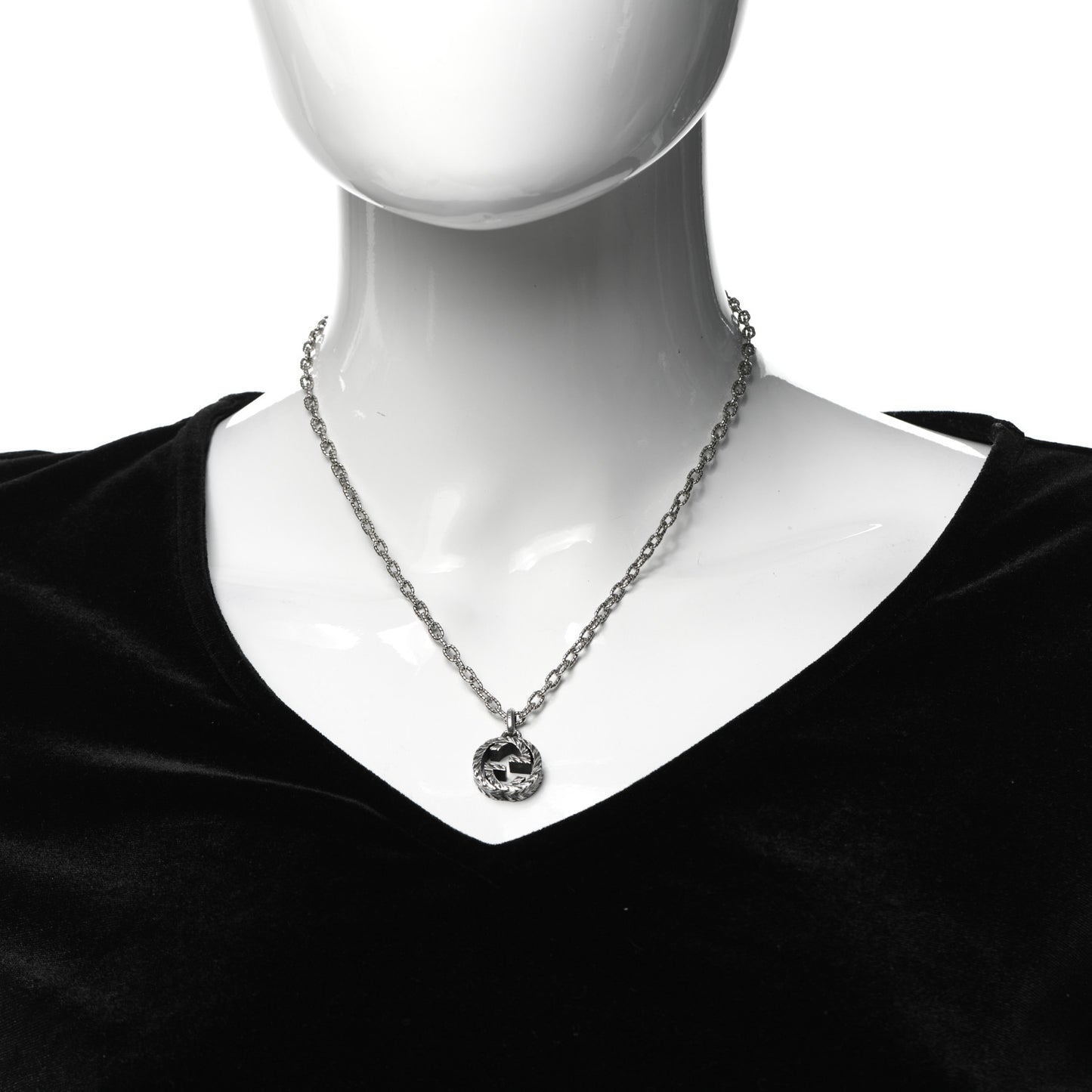 Sterling Silver Small Textured Interlocking G Pendant Necklace