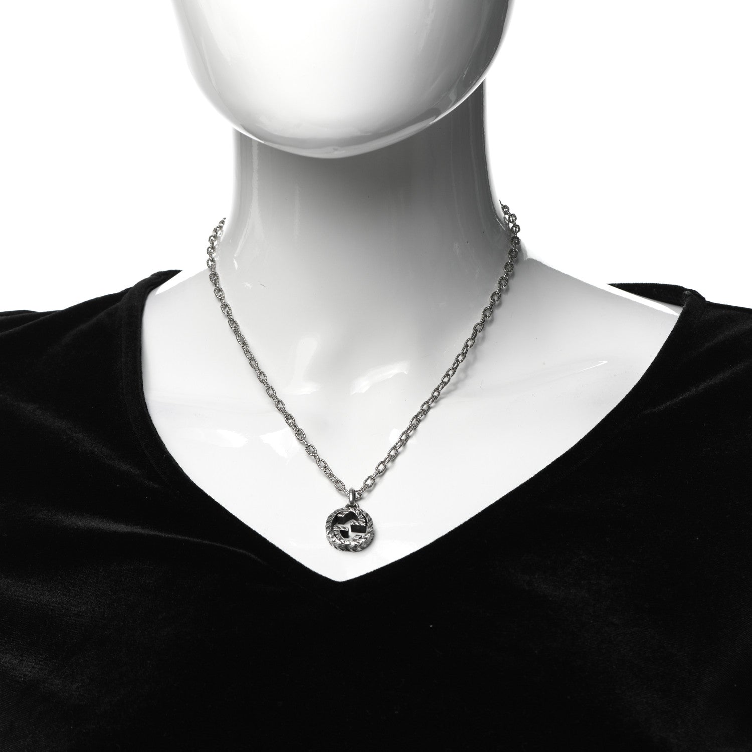 Gucci Sterling Silver Small Textured Interlocking G Pendant Necklace 2 of 5