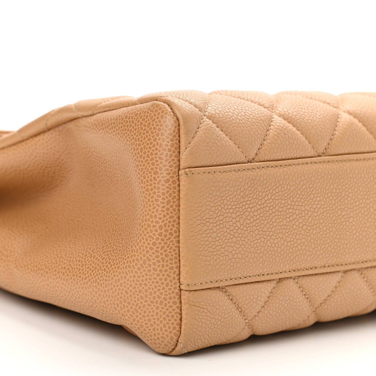 Caviar Jumbo Single Flap Beige