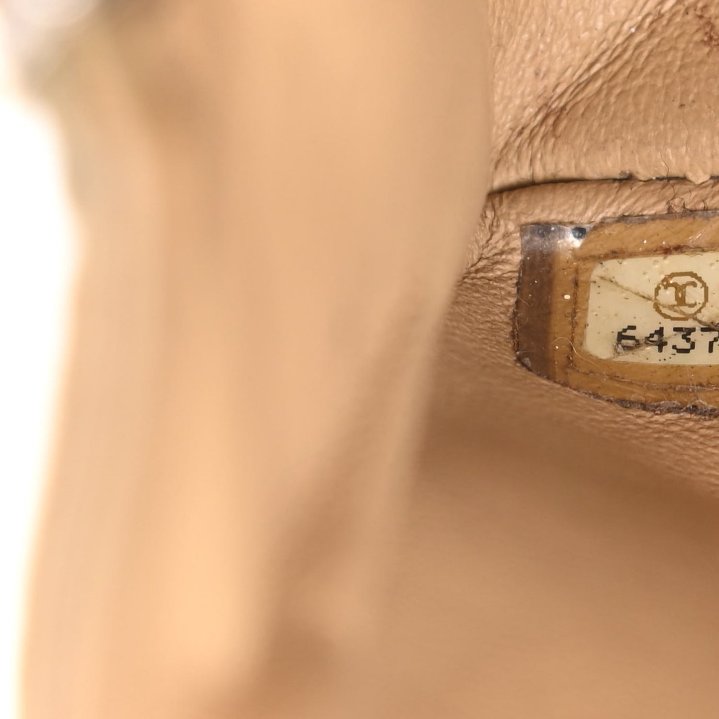 Jersey Quilted Medium Single Flap Beige