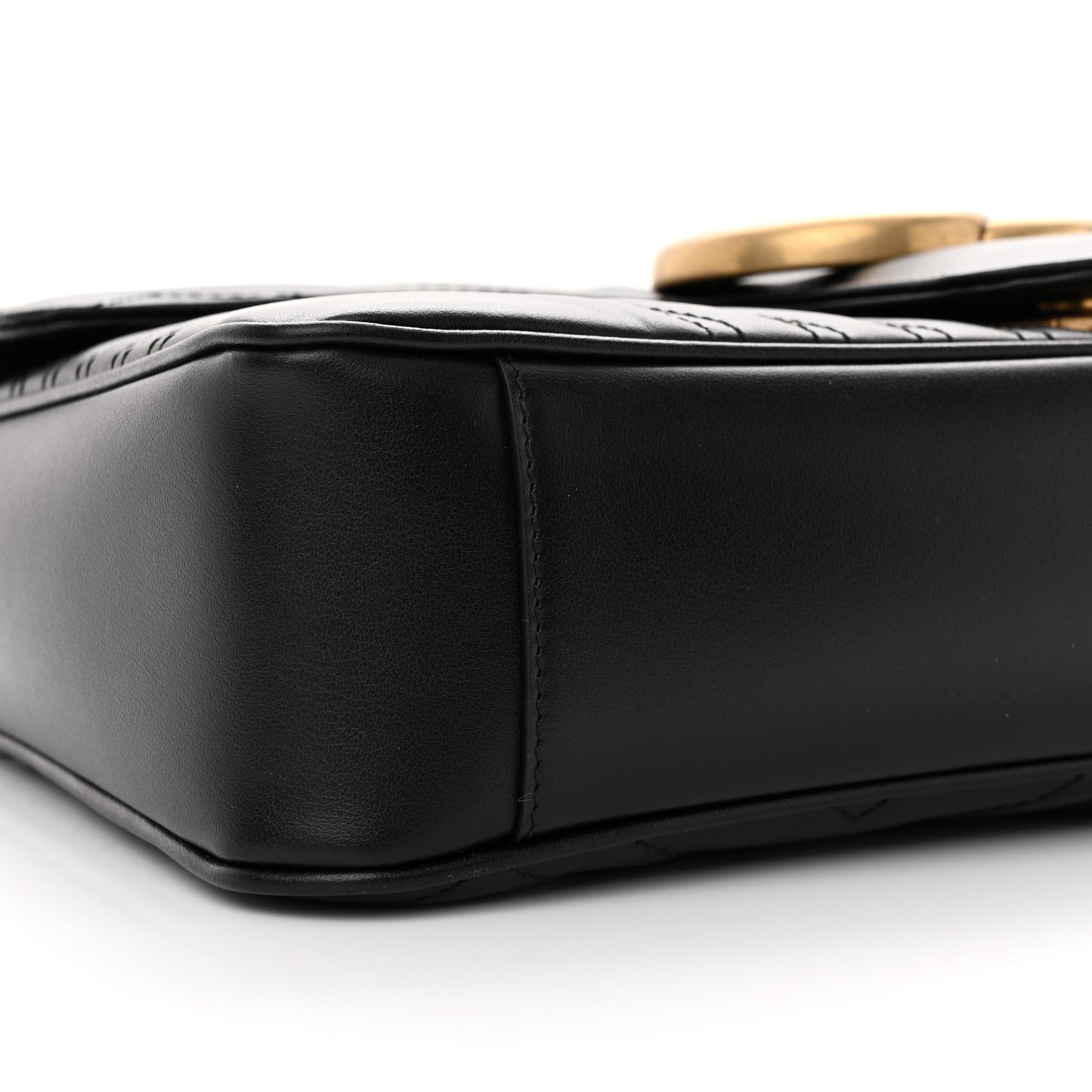 Calfskin Matelasse Medium GG Marmont Shoulder Bag Black