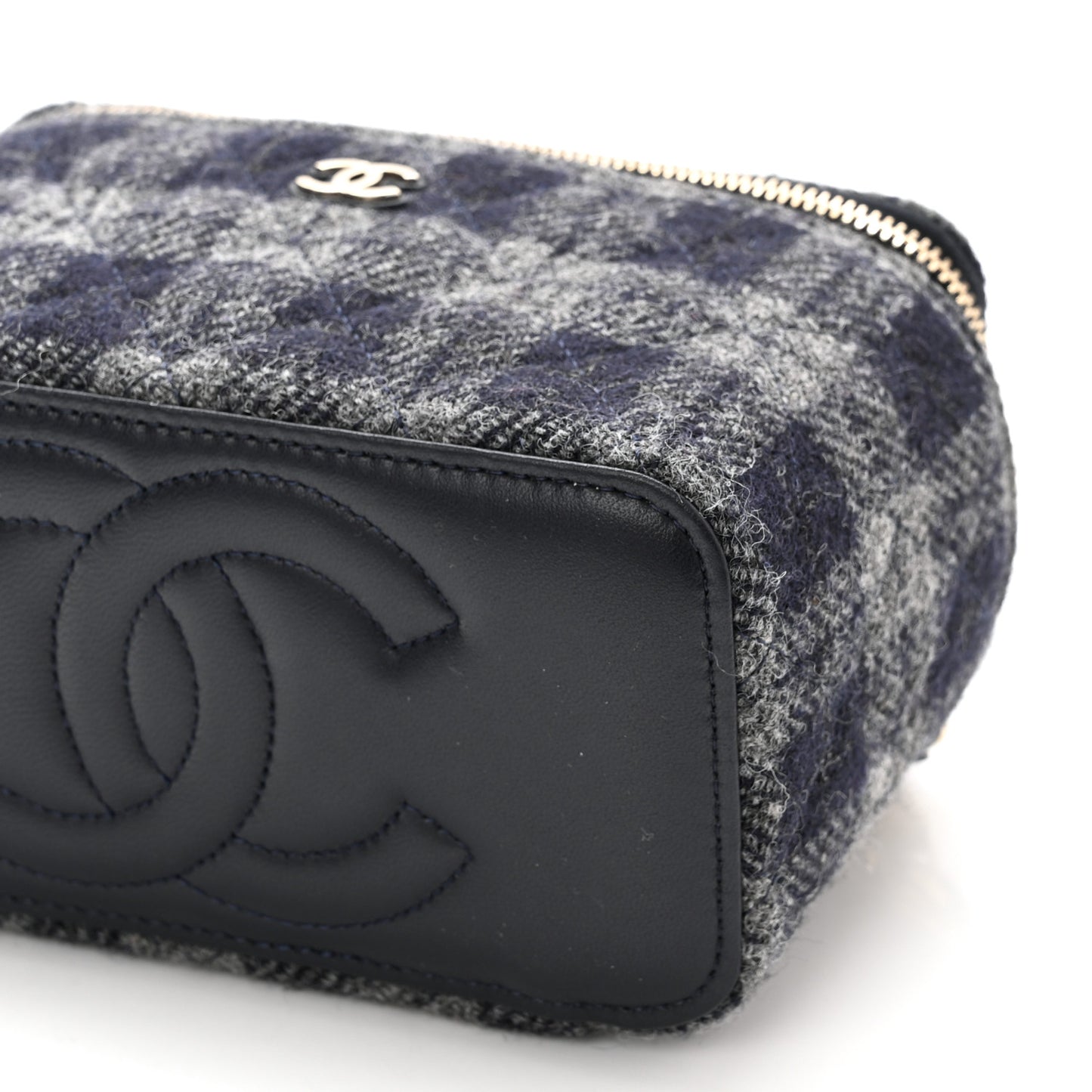 Wool Plaid Quilted Small Vanity Case With Chain Blue