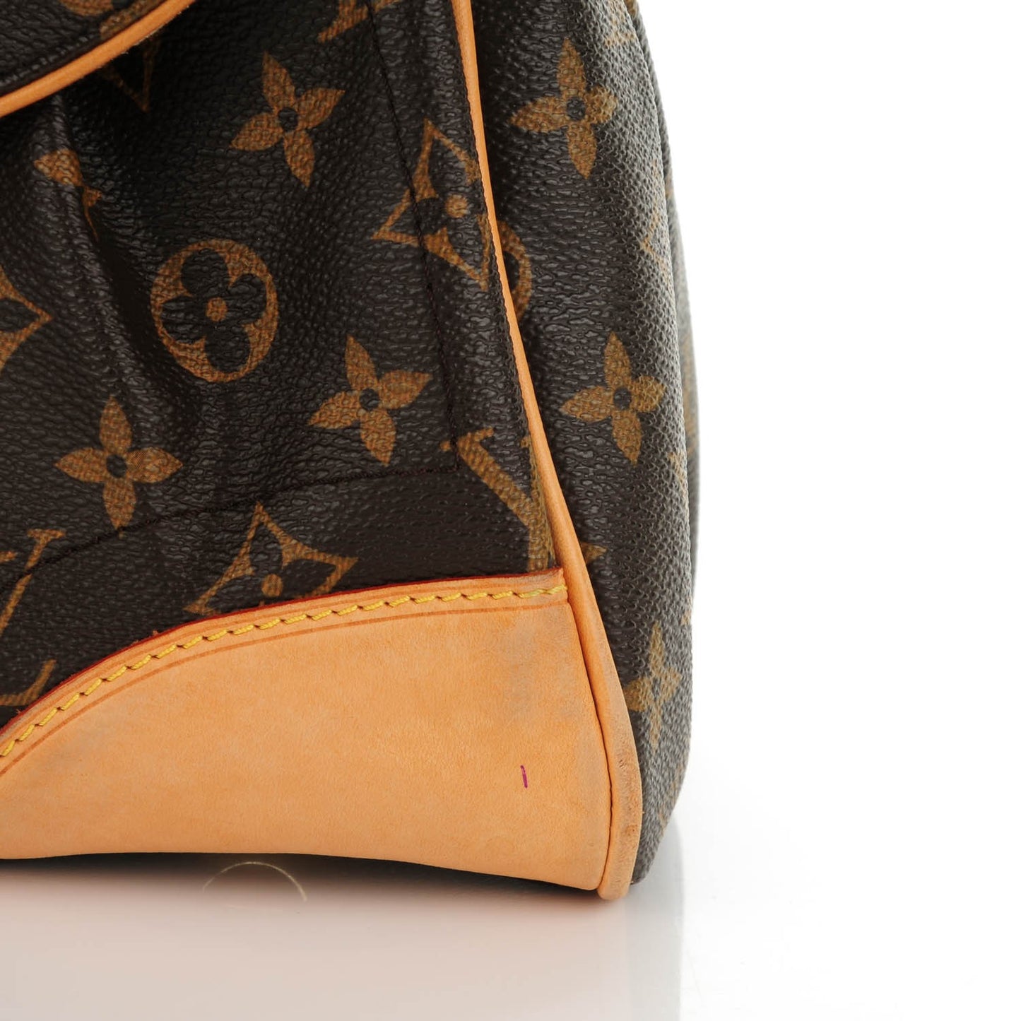 Monogram Beverly MM