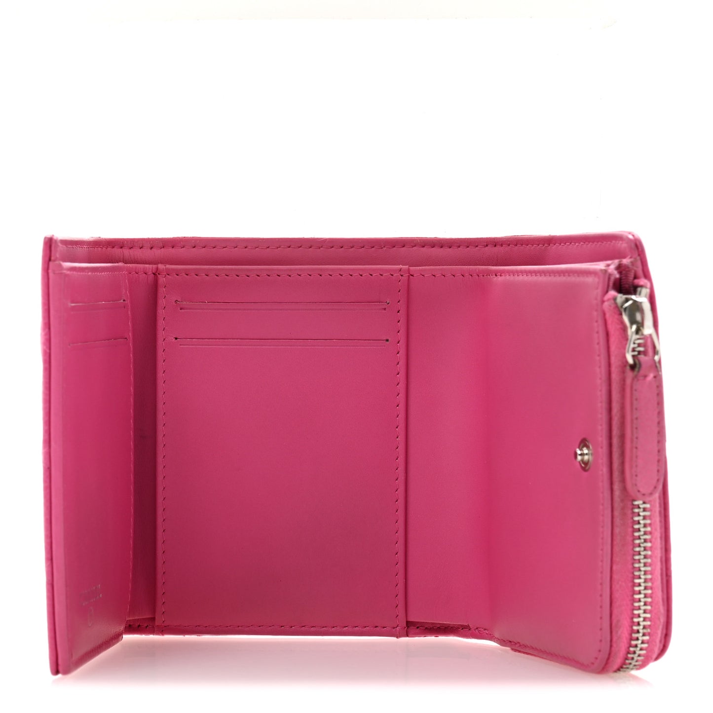 Caviar Quilted Compact Zipped Wallet Pink