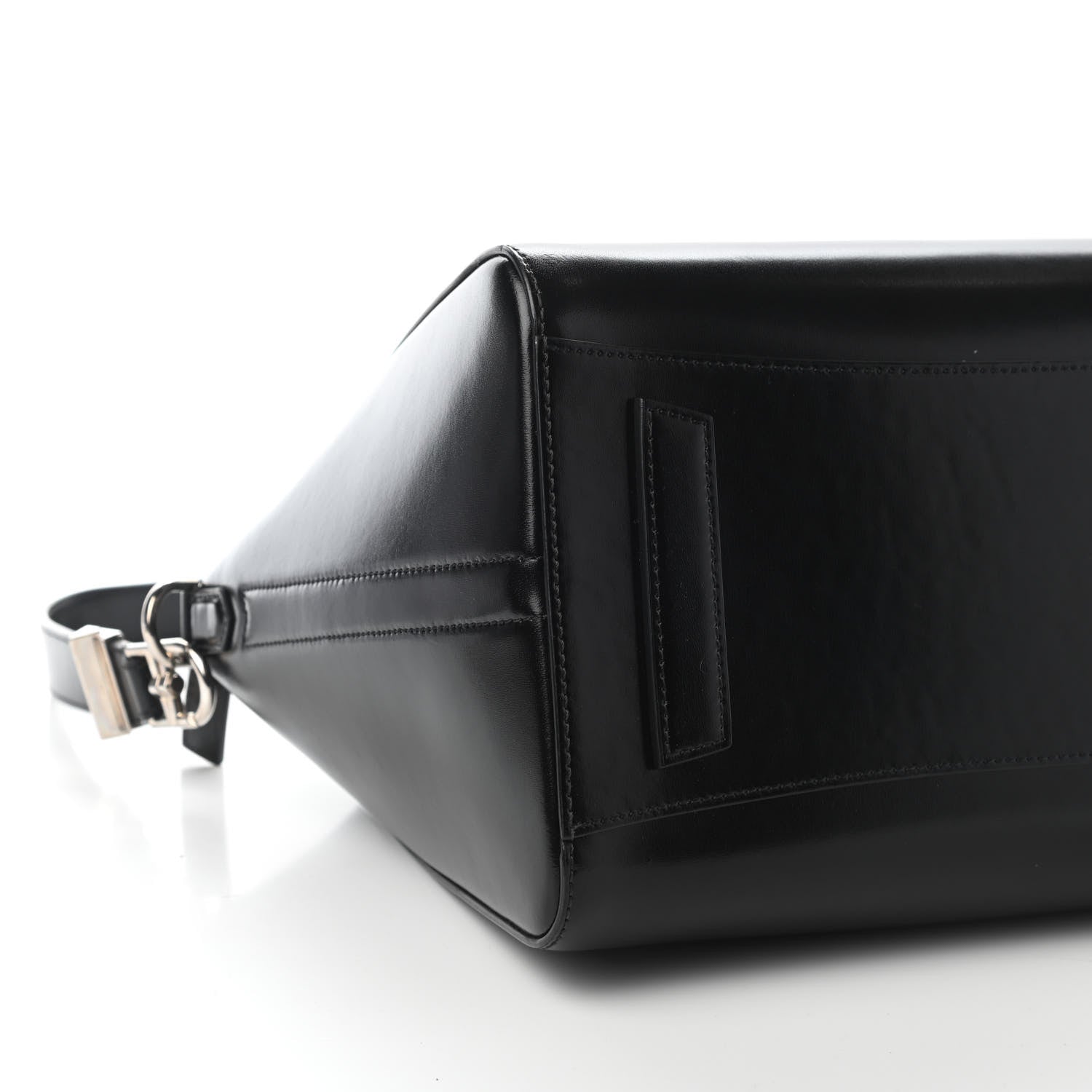 Givenchy Shiny Lord Calfskin Medium Antigona Black 8 of 9
