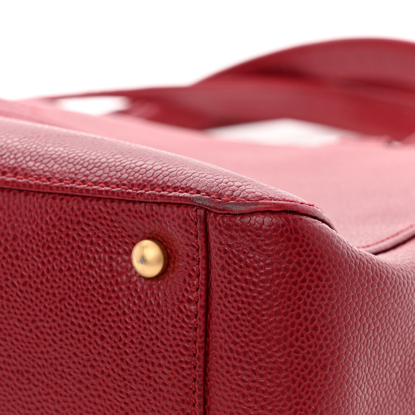 Caviar Timeless CC Shoulder Bag Red