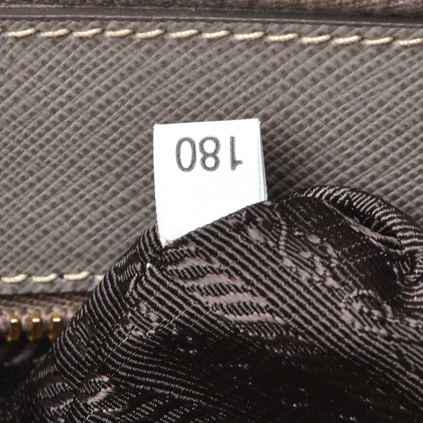 Saffiano Medium Galleria Double Zip Tote Argilla