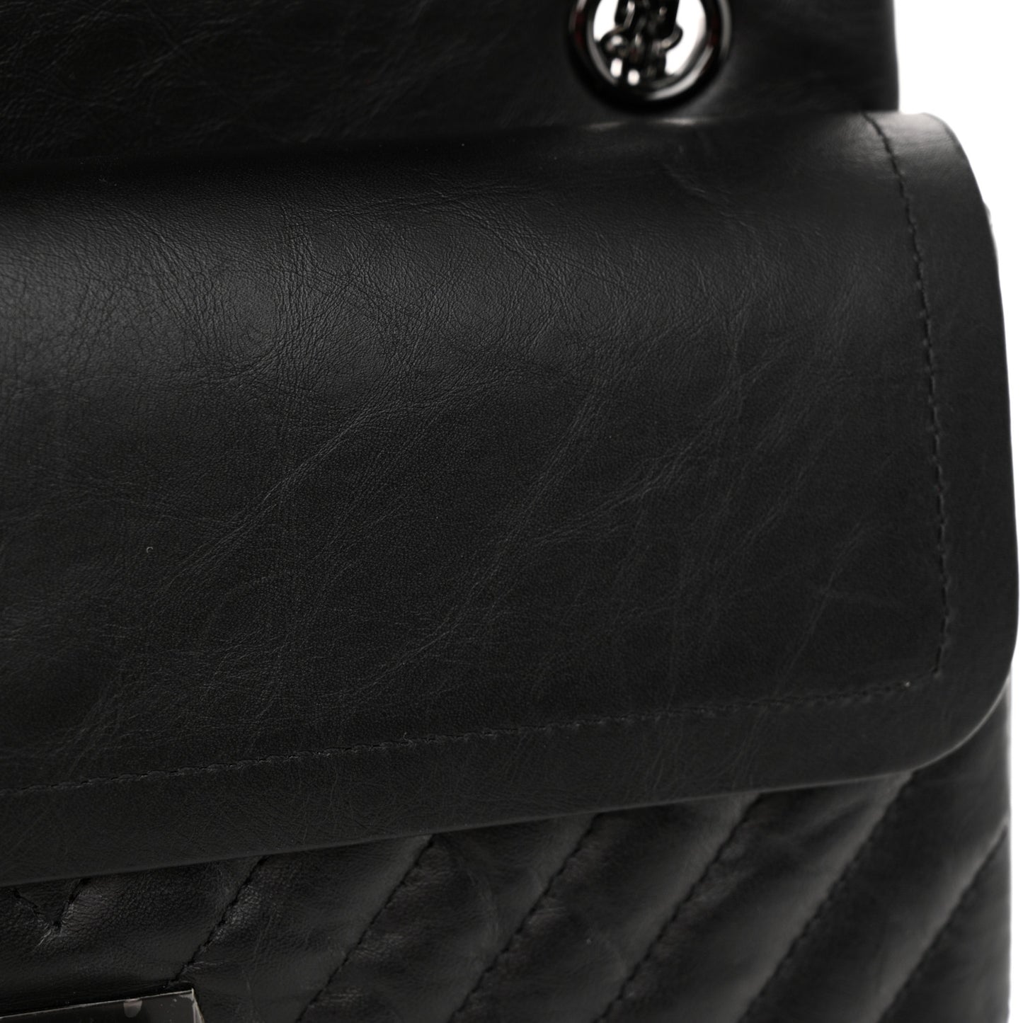 Aged Calfskin Chevron Quilted 2.55 Reissue 225 Flap So Black