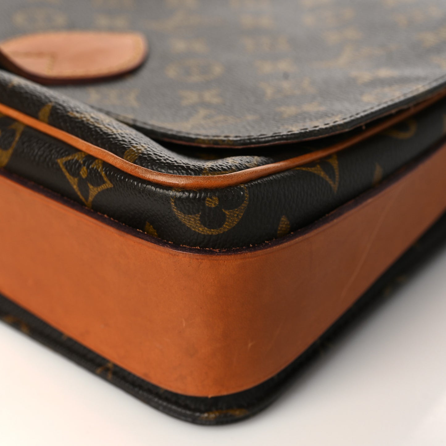Monogram Cartouchiere 26