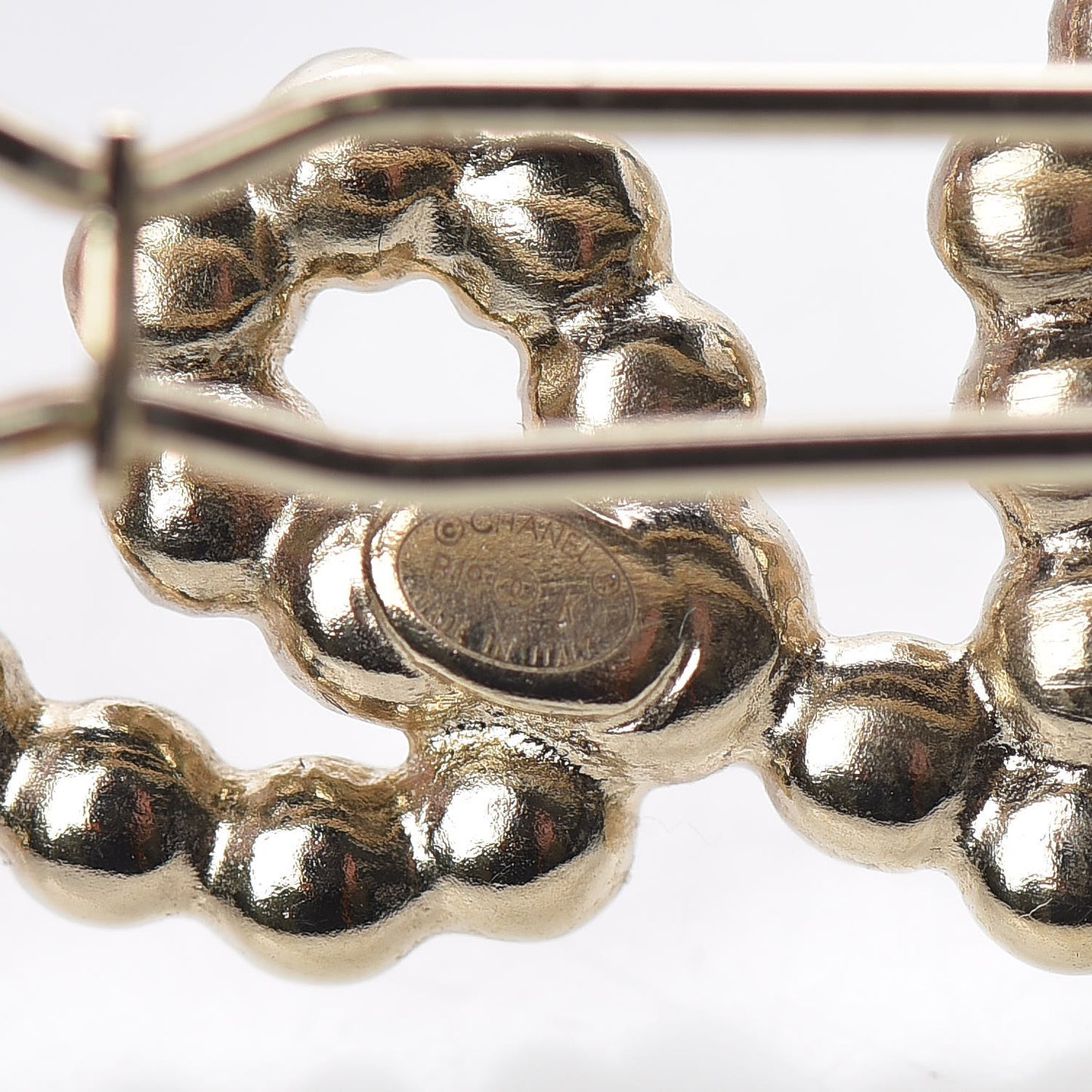 Metal Glass Swirling Pearls Hair Clip Gold