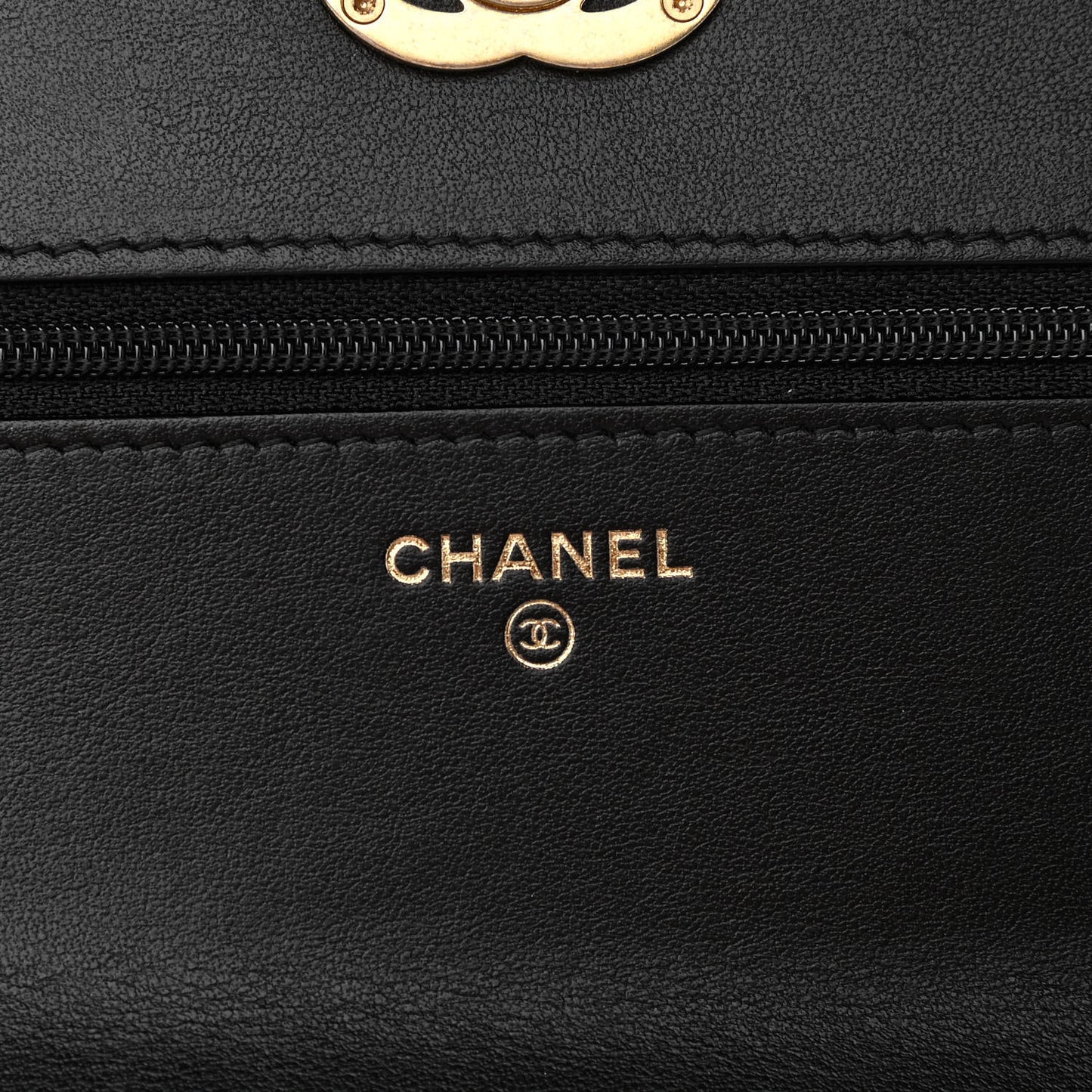 Calfskin Quilted Perfect Fit Wallet On Chain WOC Black