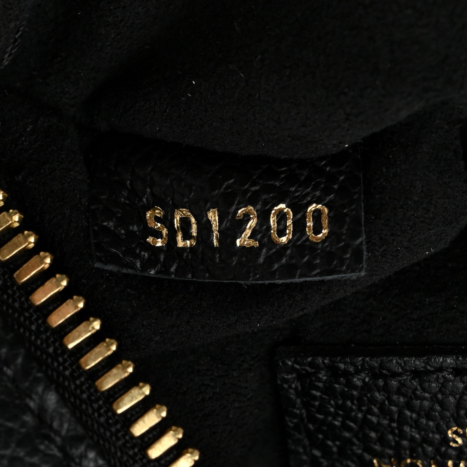 Louis Vuitton Empreinte Boite Chapeau Souple MM Black 8 of 11