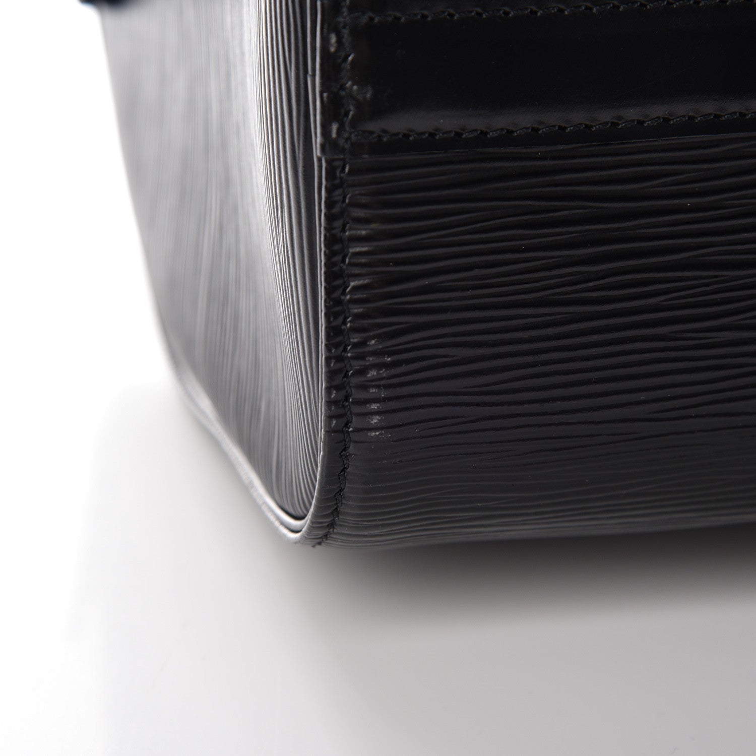 Louis Vuitton Epi Speedy 25 Black 13 of 15