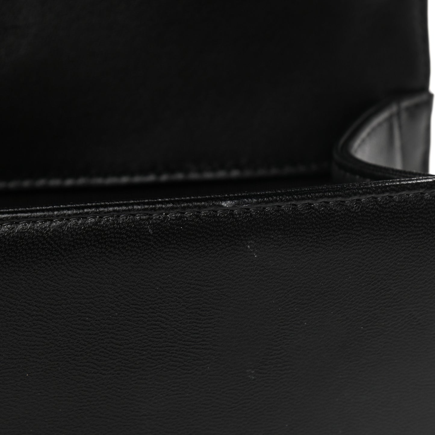Lambskin Quilted Medium Boy Flap Black