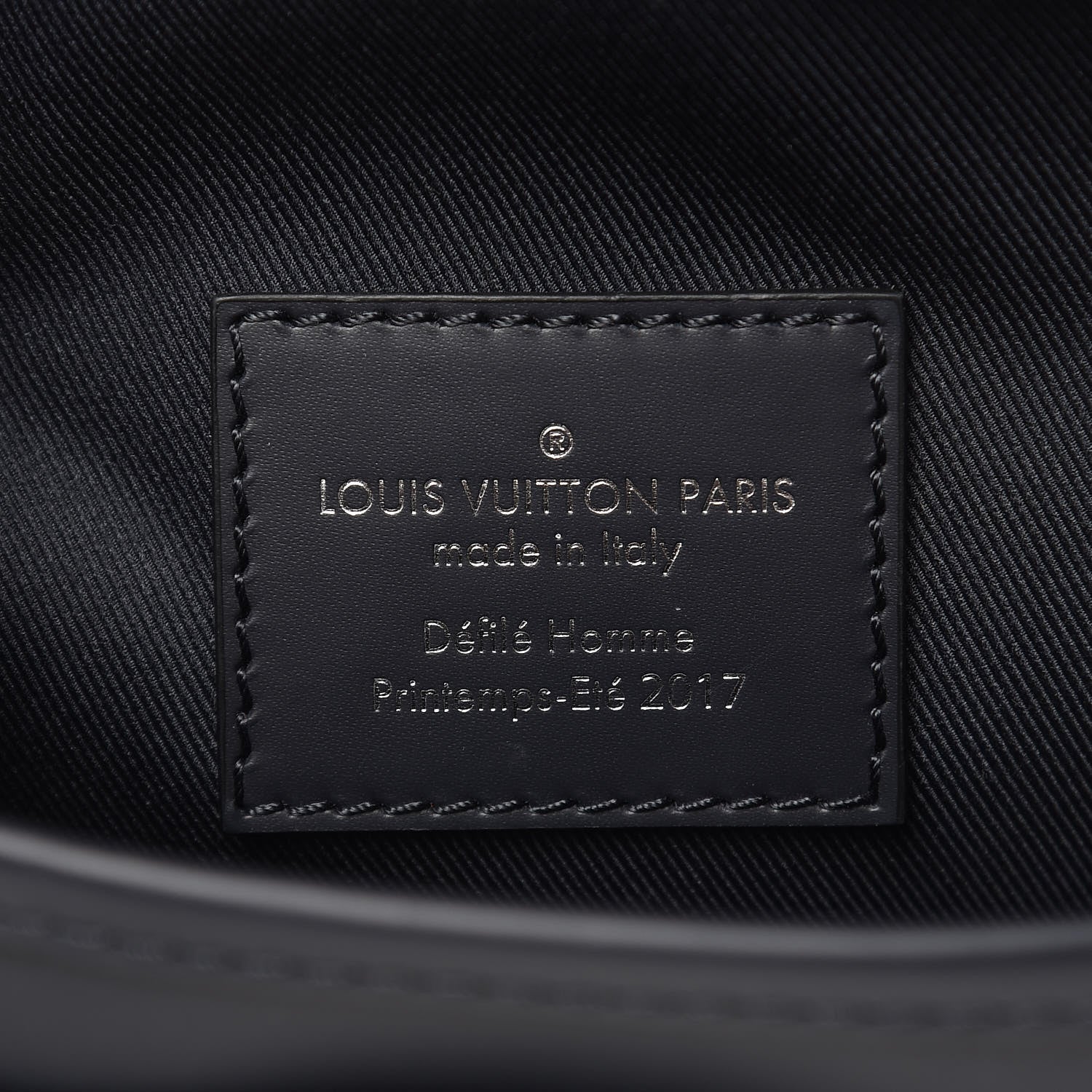 Louis Vuitton Savane Monogram Elephant Chapman Messenger BB Encre 6 of 8