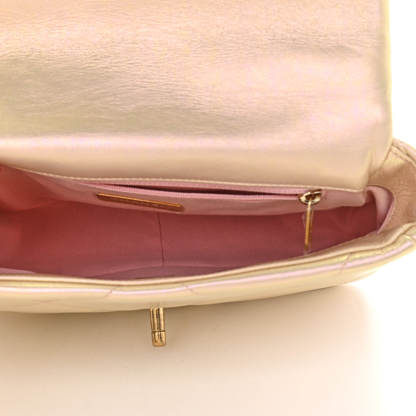 Iridescent Lambskin Quilted Medium Chanel 19 Flap Pink