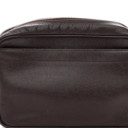 Louis Vuitton Taiga Kaluga Toiletry Pouch Acajou 7 of 10