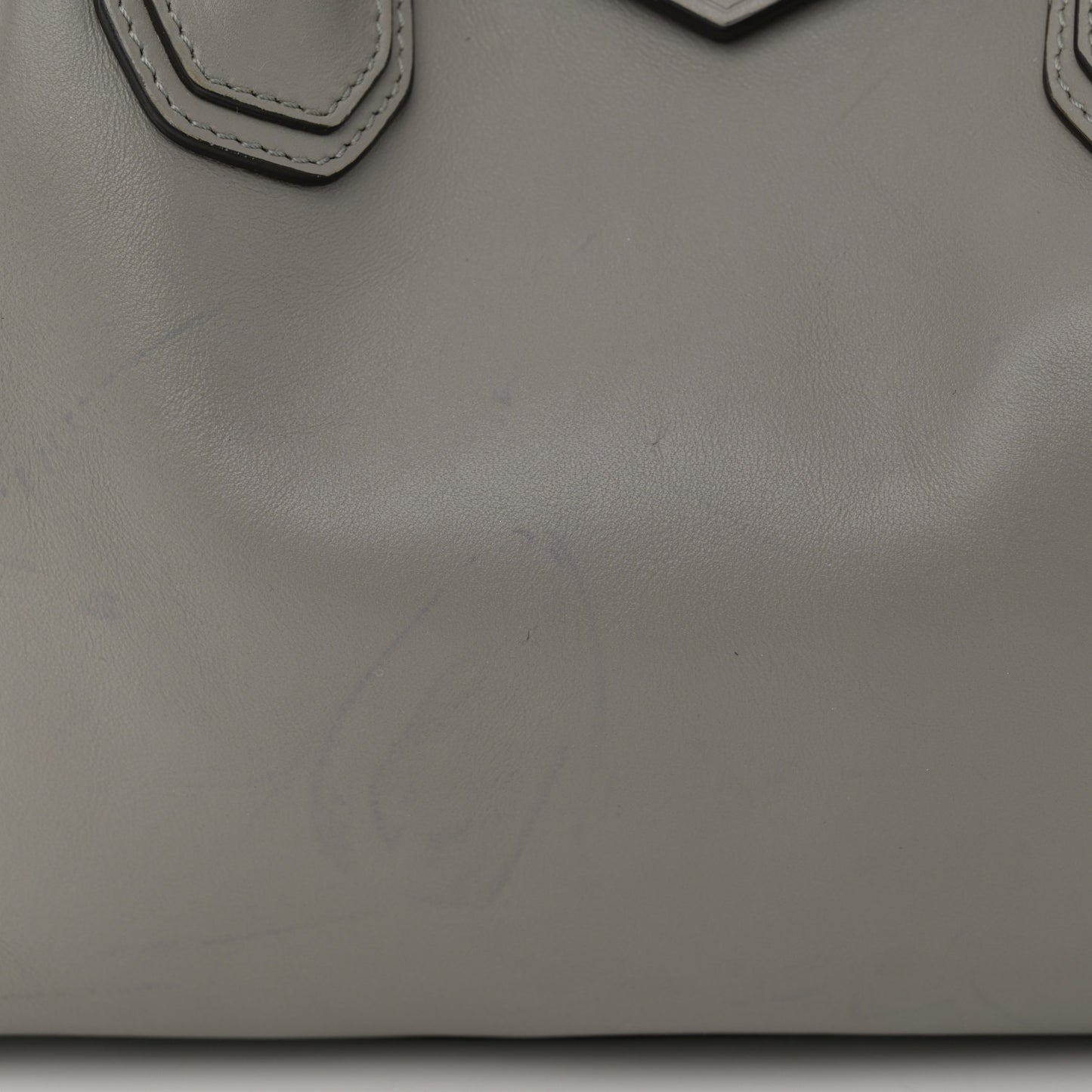 Calfskin Small Soft Antigona Pearl Grey