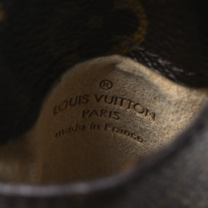 Louis Vuitton Monogram Sunglasses Case MM 6 of 6