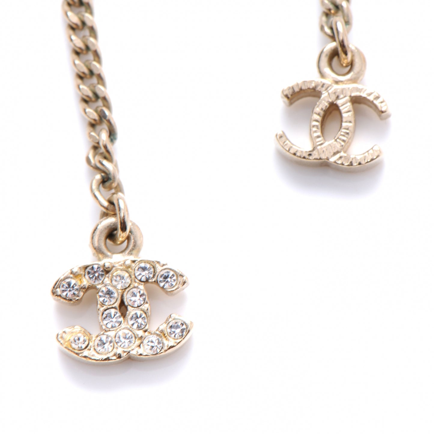 Classic CC Long Irregular Pearl Necklace Gold