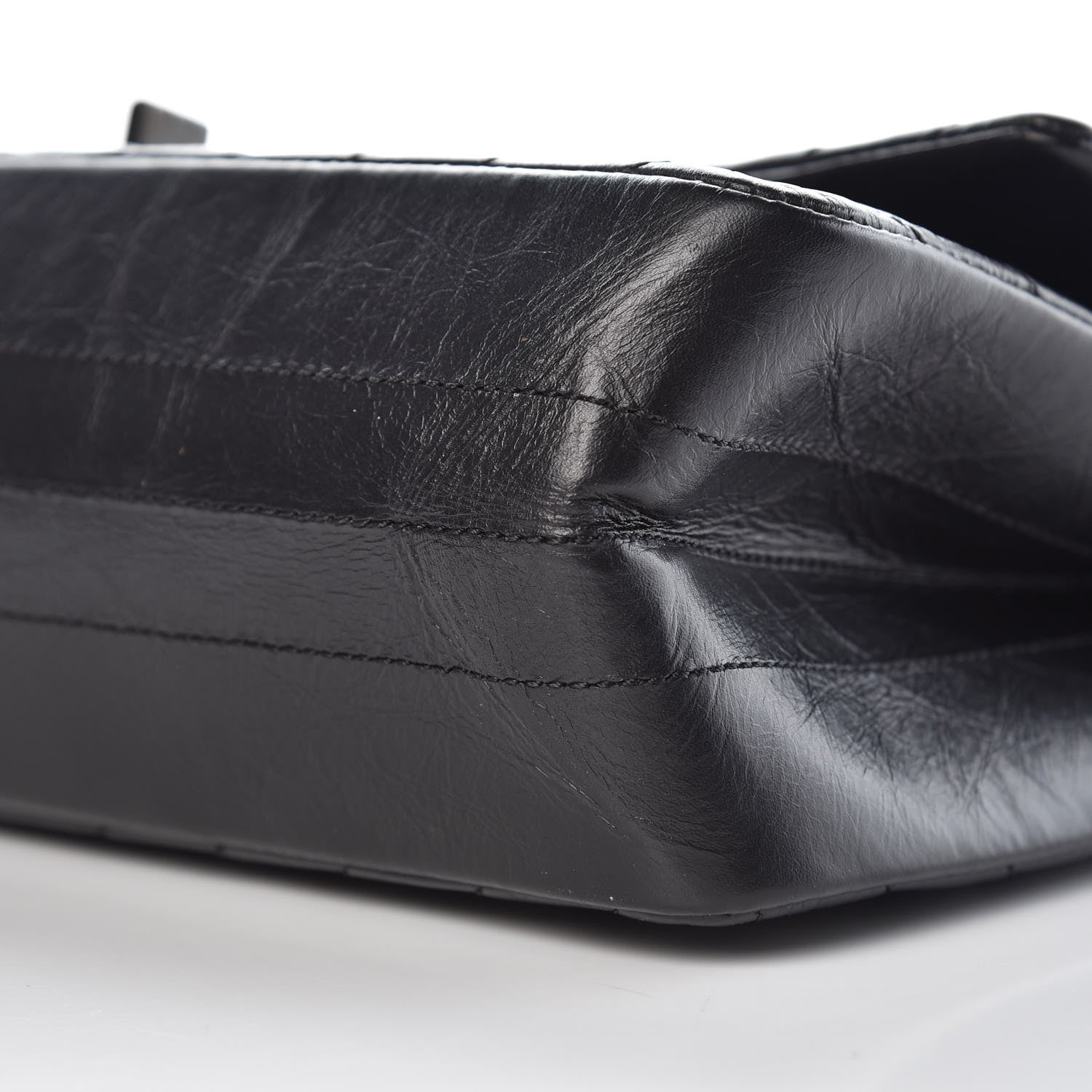 Chanel Aged Calfskin Chevron Quilted 2.55 Reissue 226 So Black 11 of 13