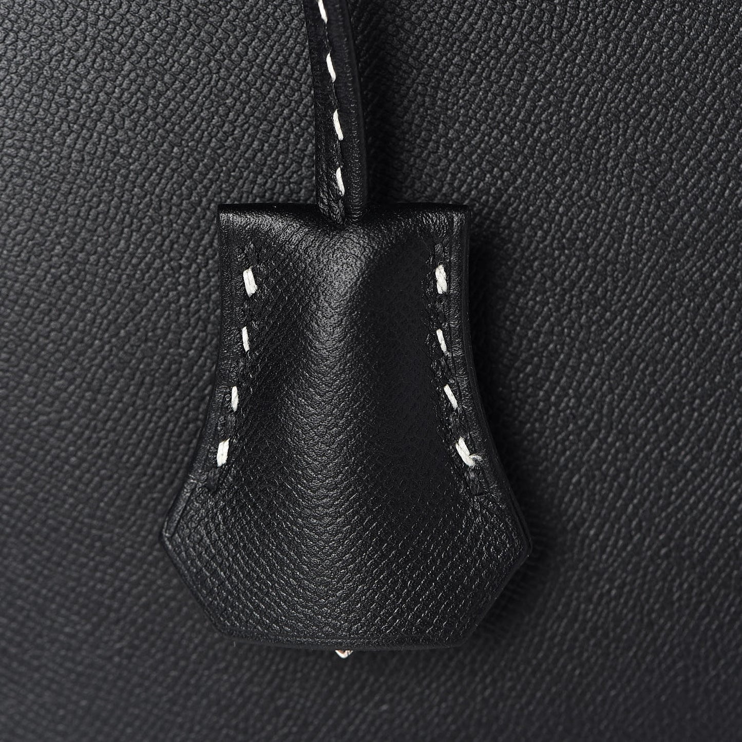 Grained Monsieur Un Point Sur Deux Kelly Sellier 28 Black