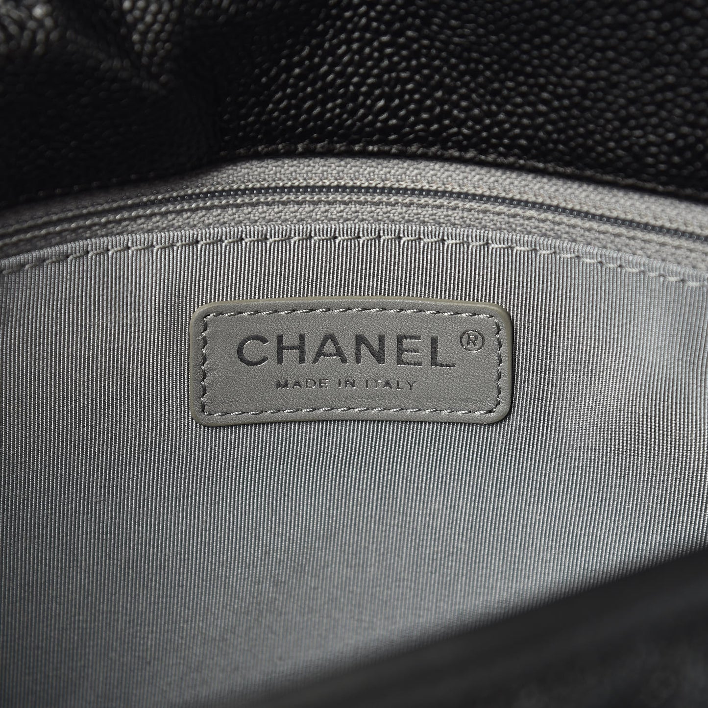 Caviar Quilted Medium French Riviera Flap Black