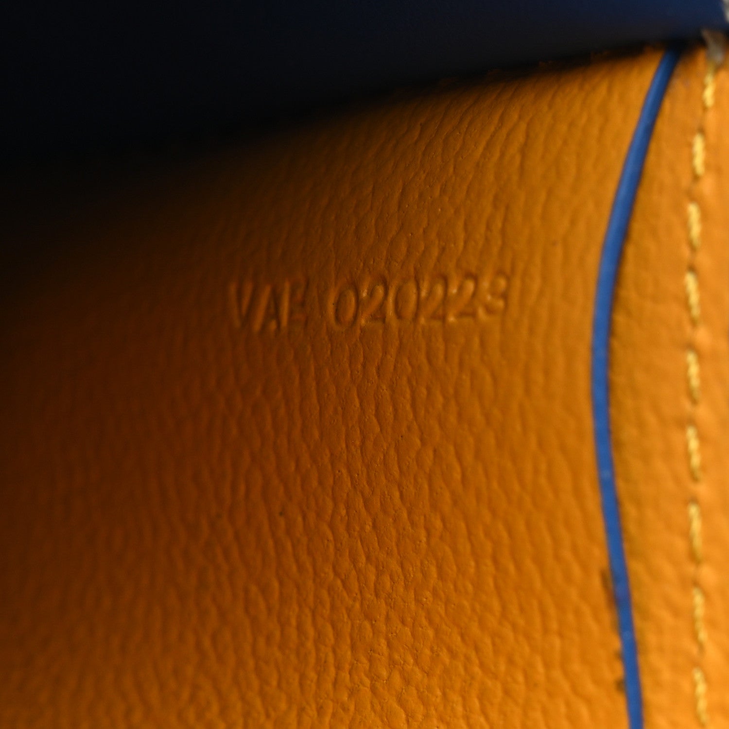 Goyard Goyardine Bi-Fold Victoire PM Wallet Sky Blue 7 of 8