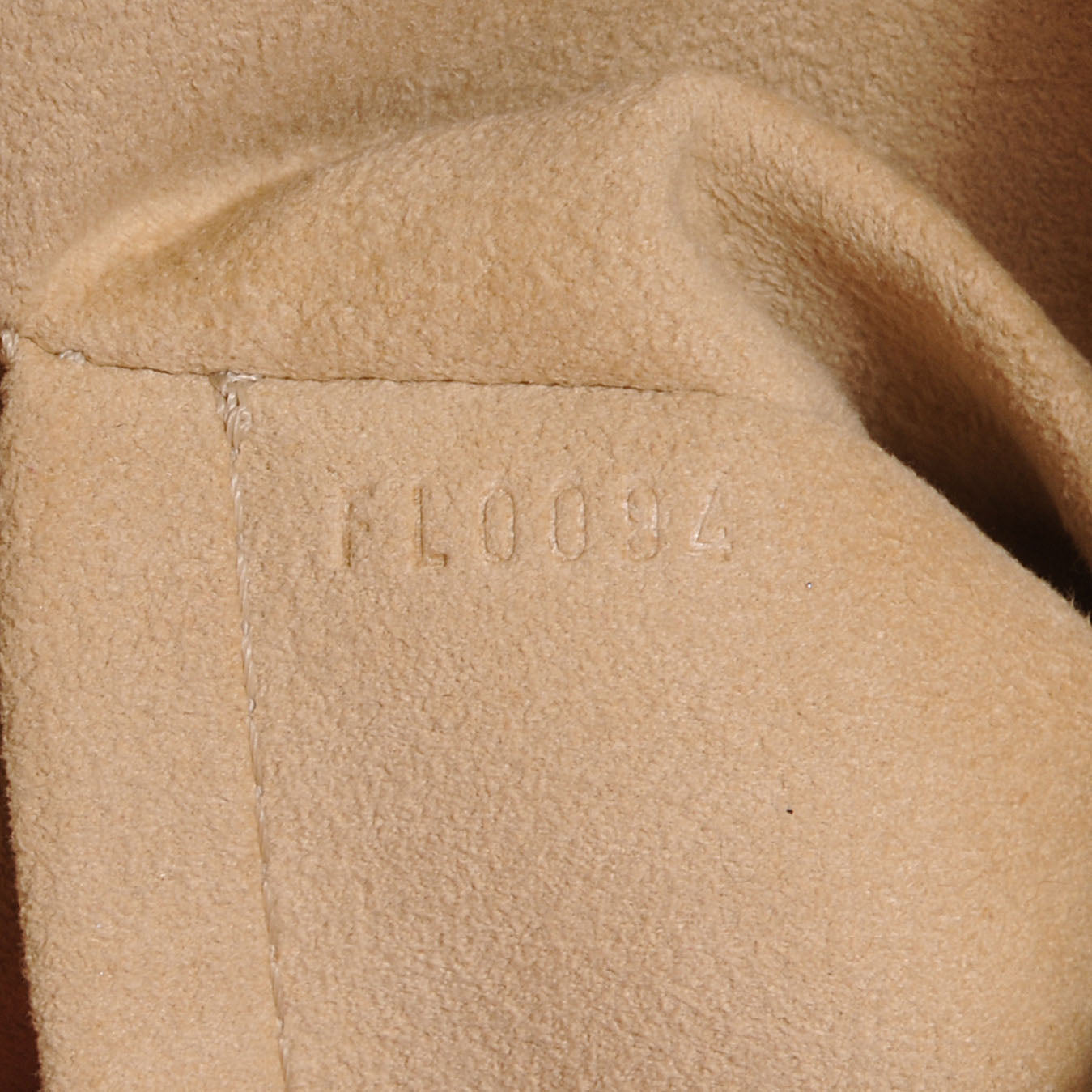 Monogram Theda GM