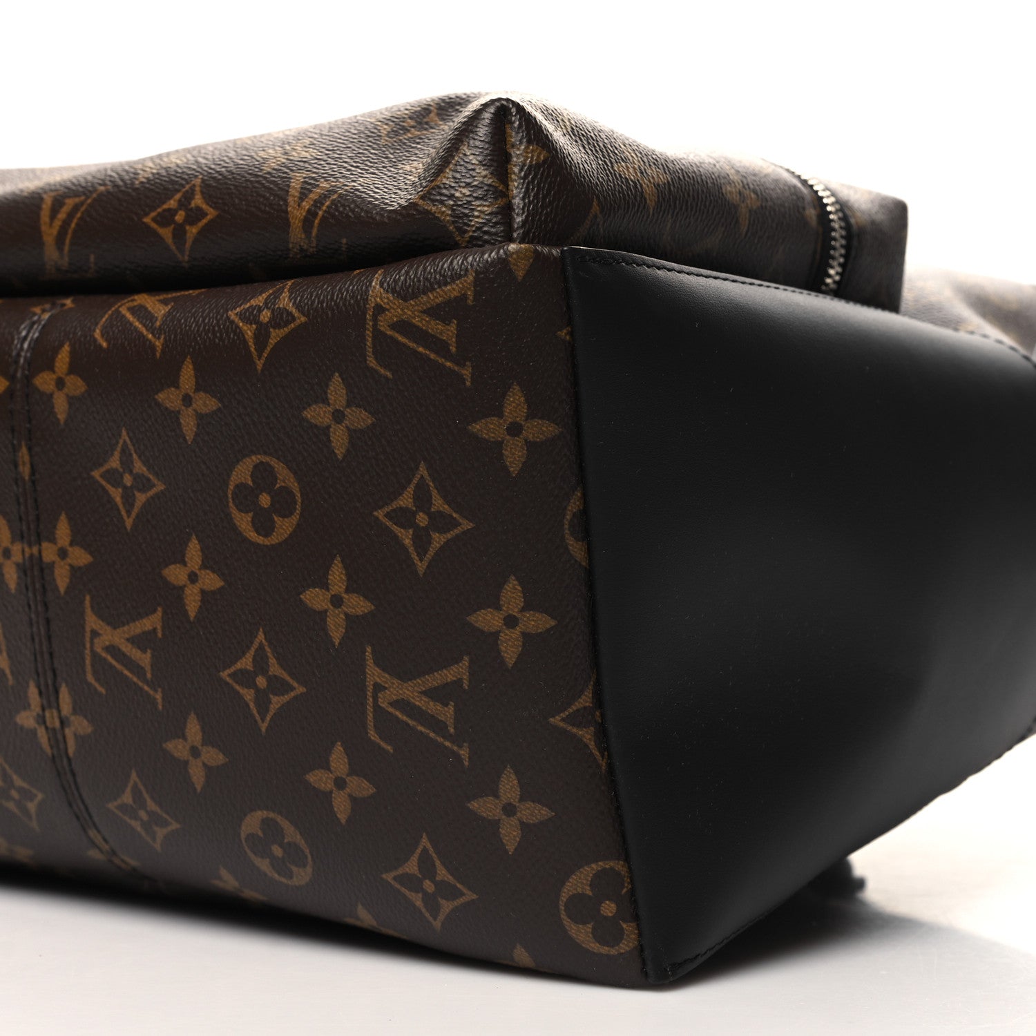 Louis Vuitton Monogram Discovery Backpack PM NM 9 of 9