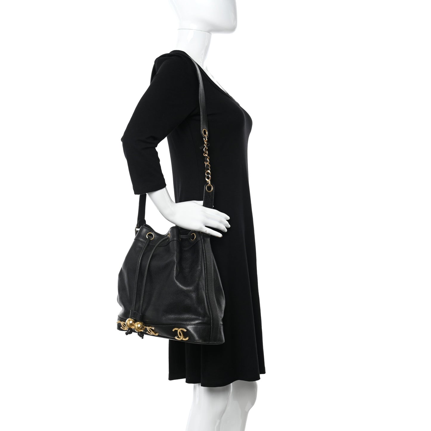 Caviar CC Drawstring Shoulder Bag Black