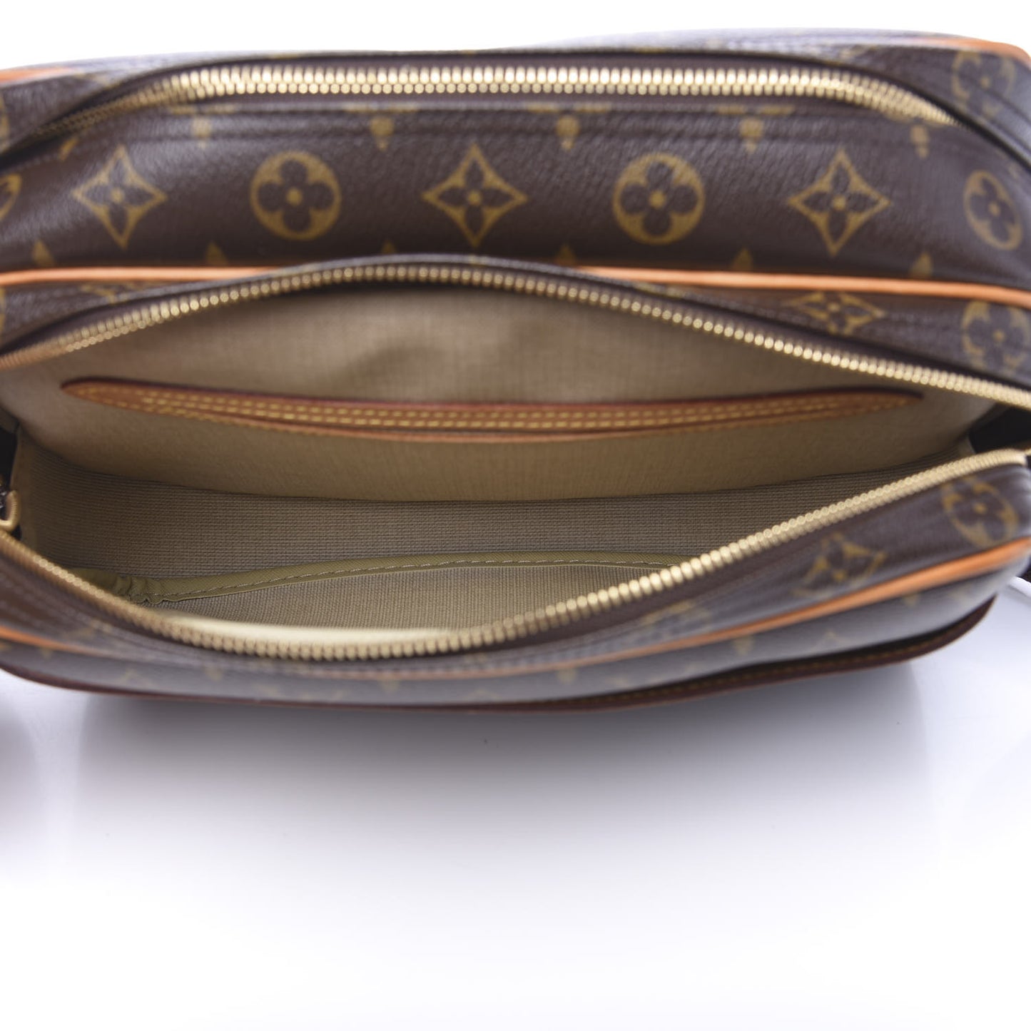 Monogram Reporter PM