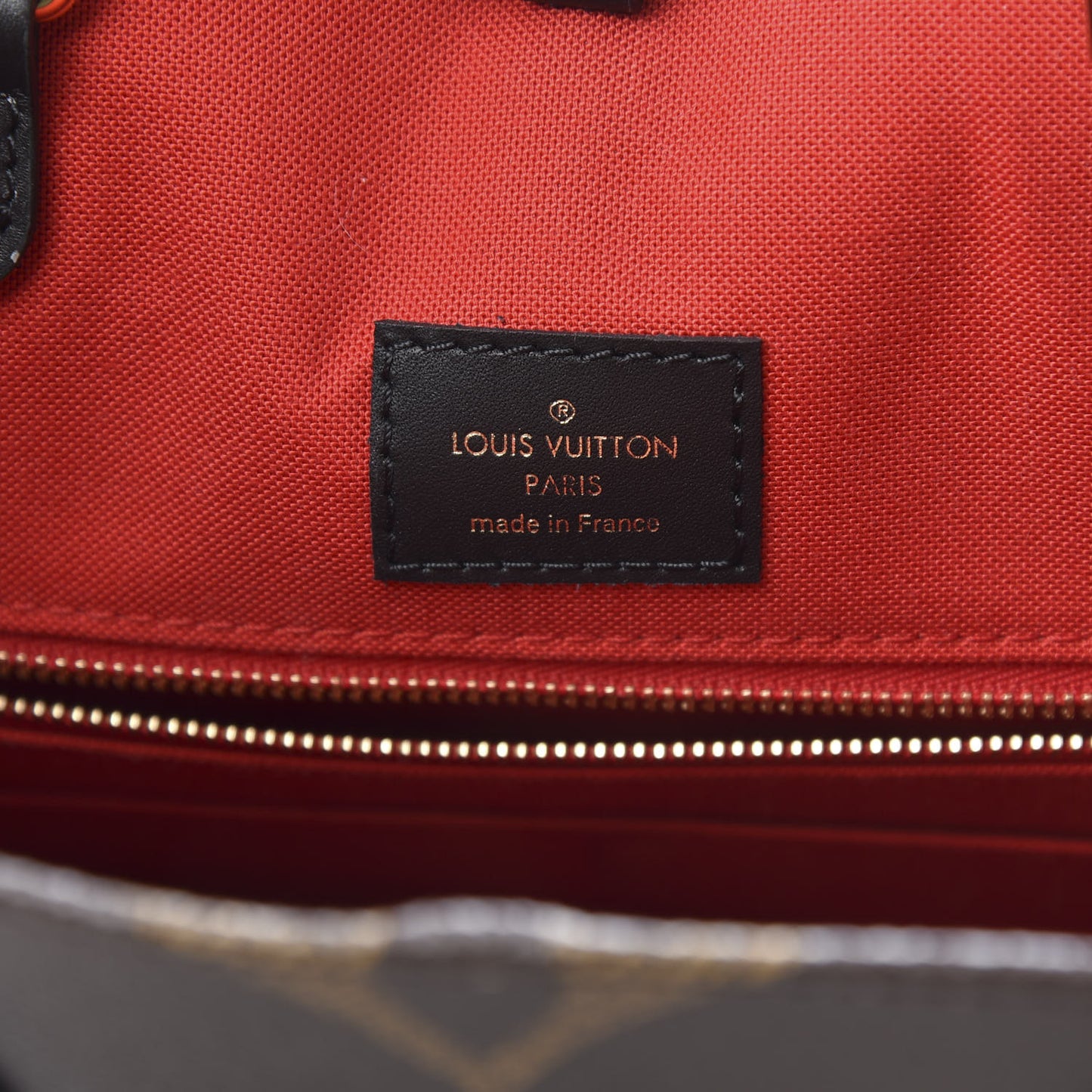Reverse Monogram Giant Onthego MM