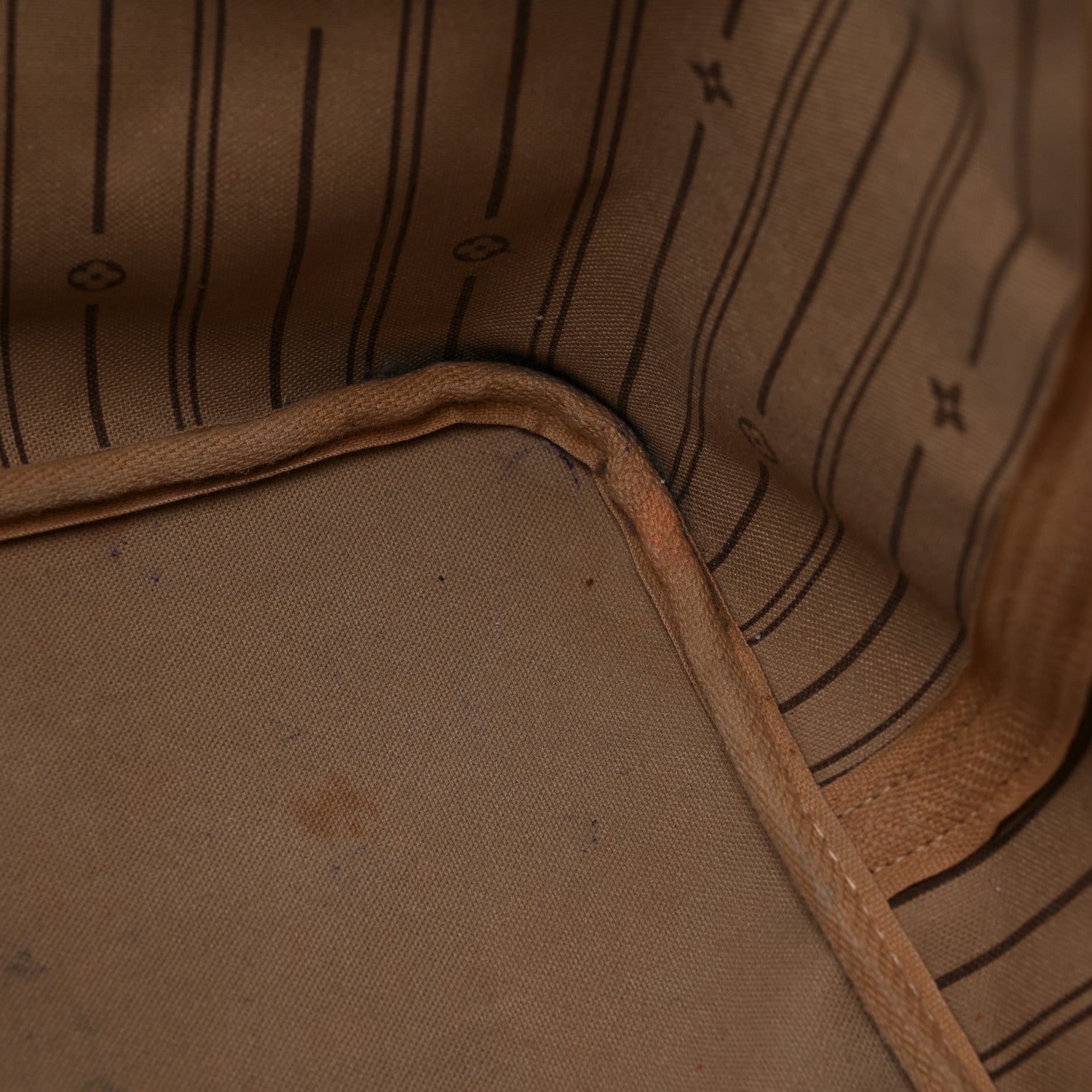 Louis Vuitton Monogram Neverfull GM 14 of 21