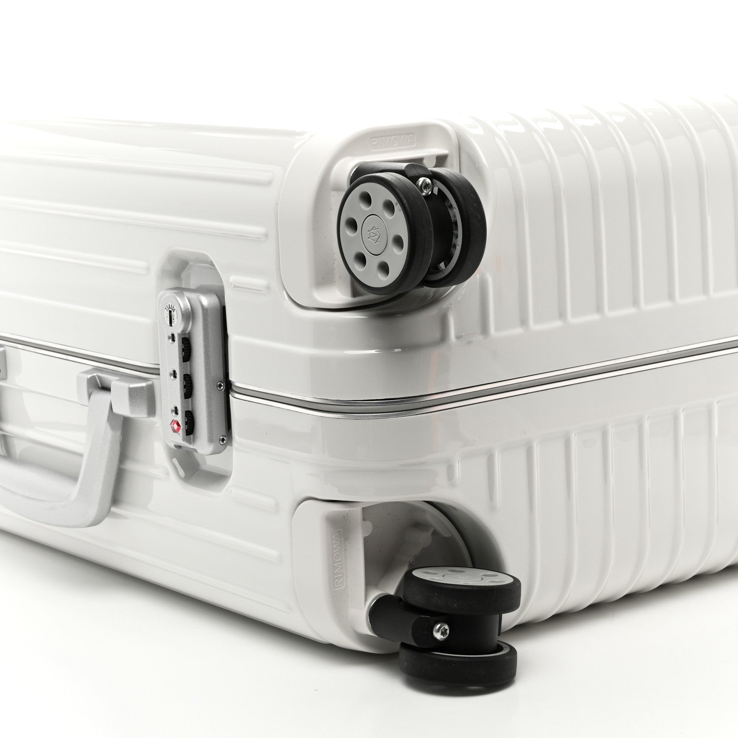 Rimowa Gloss Polycarbonate Aluminum Hybrid Cabin White 7 of 9