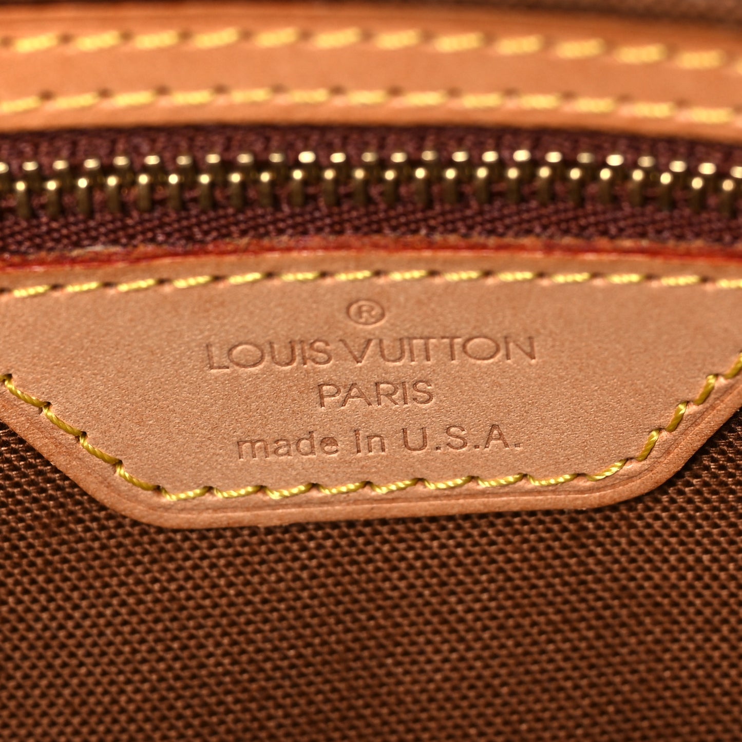 Monogram Trotteur