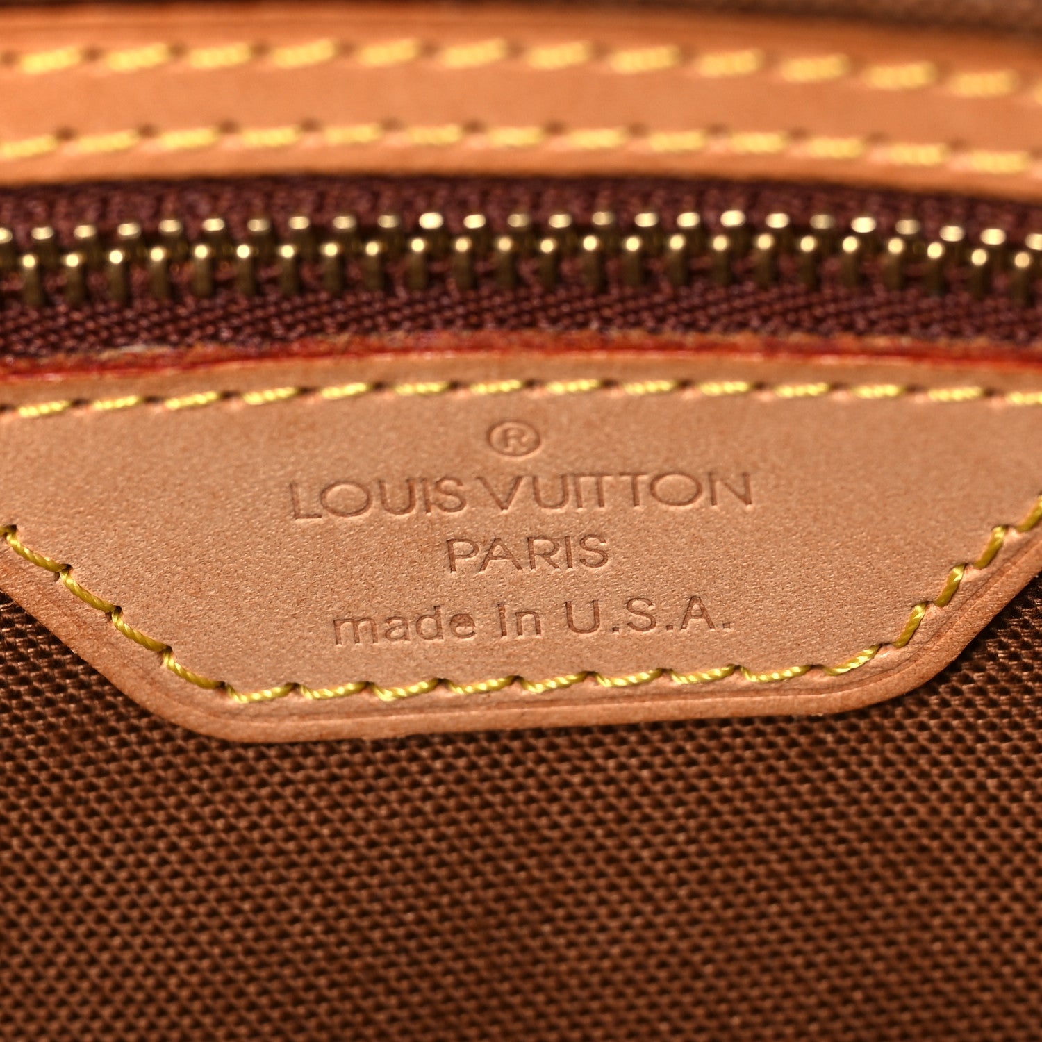 Louis Vuitton Monogram Trotteur 6 of 7