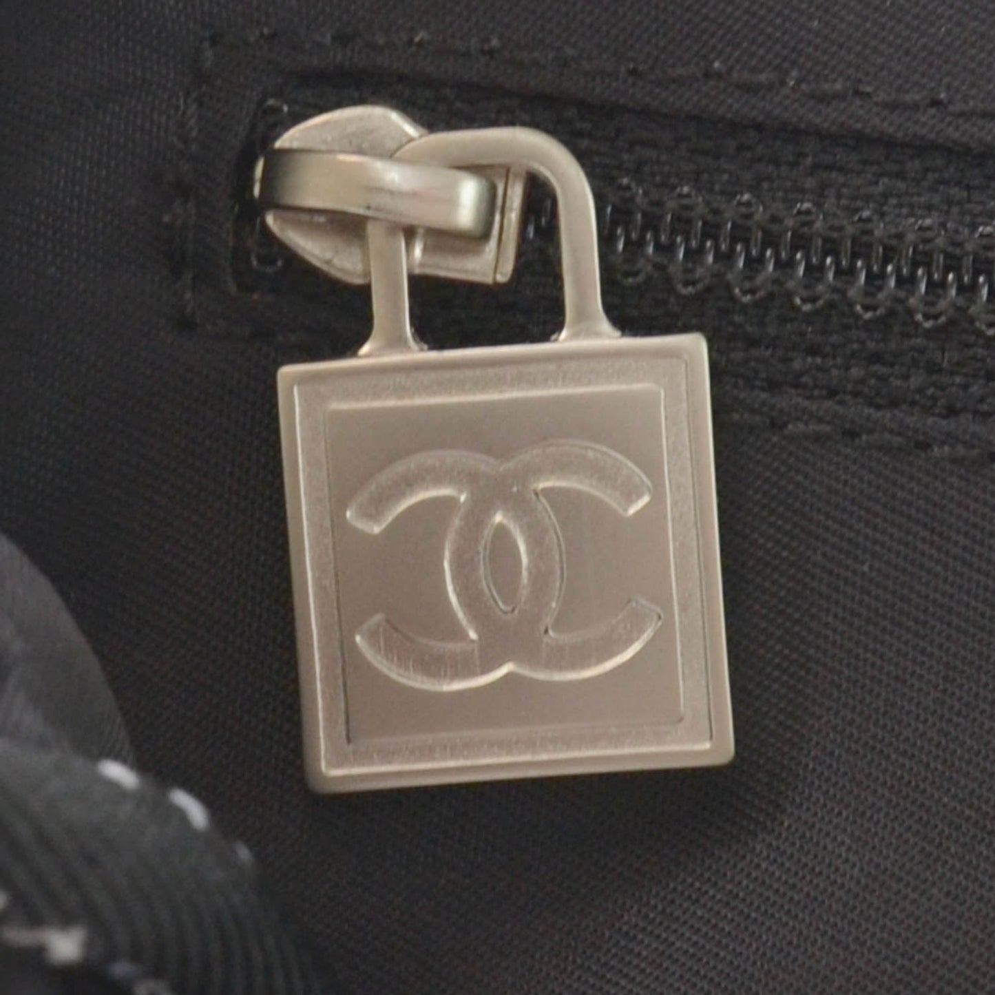 Nylon Ski Sport Flap White