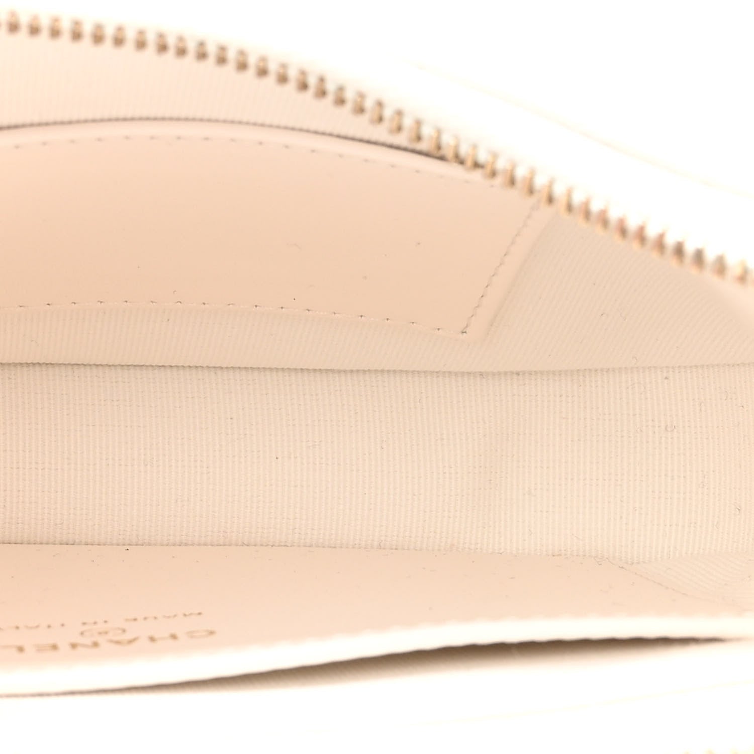 Chanel Crumpled Calfskin Quilted Braided CC Small Hobo White 5 of 12