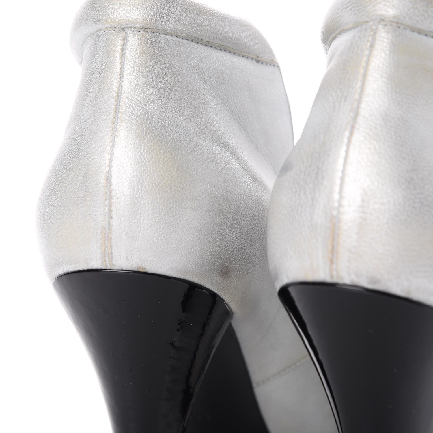Chanel Metallic Lambskin Patent Cap Toe CC Pumps 39.5 Silver Black 19 of 19