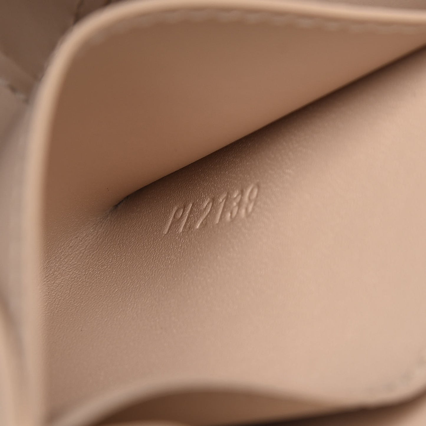 Reverse Monogram Mini Boite Chapeau