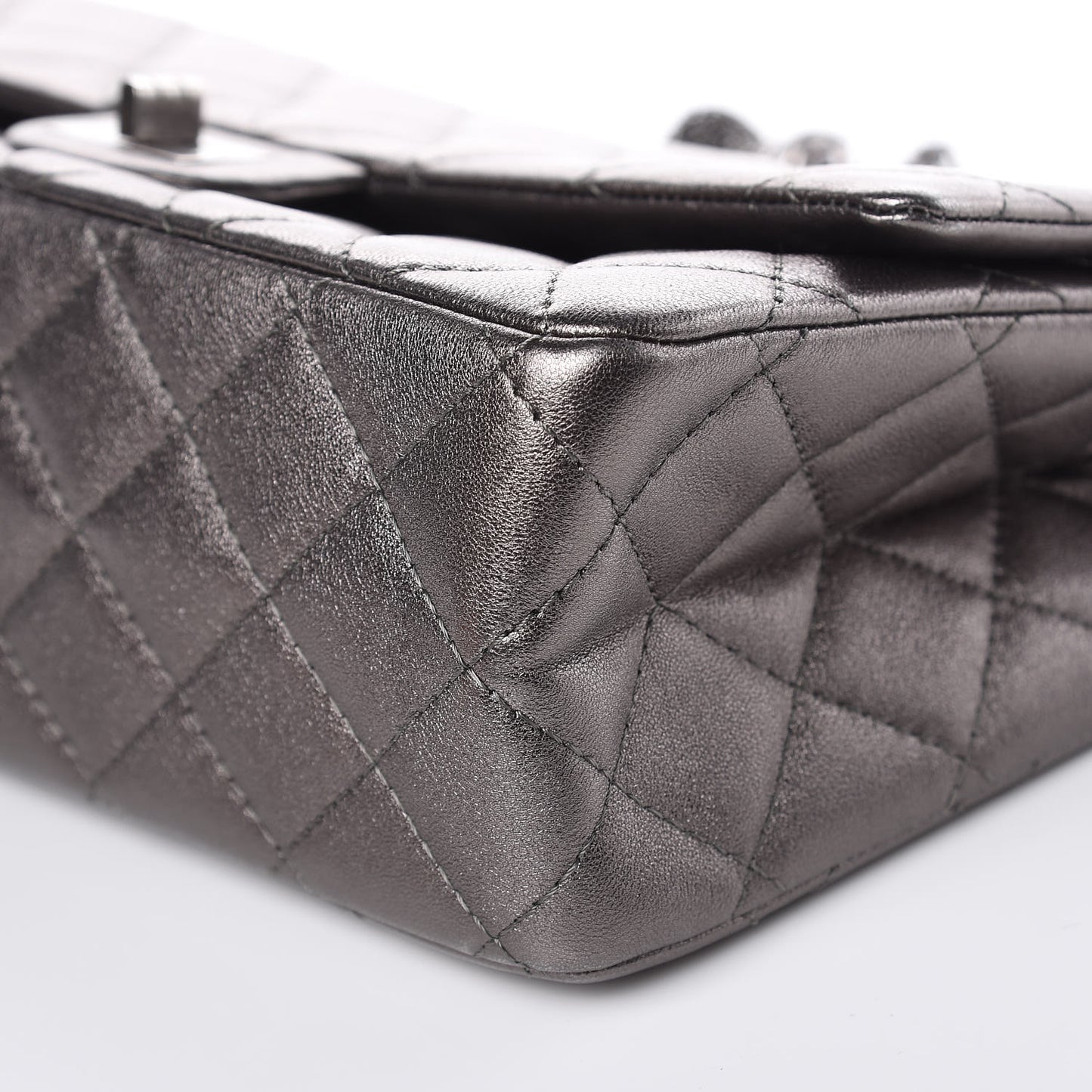 Metallic Calfskin Quilted 2.55 Reissue 226 Flap Charcoal